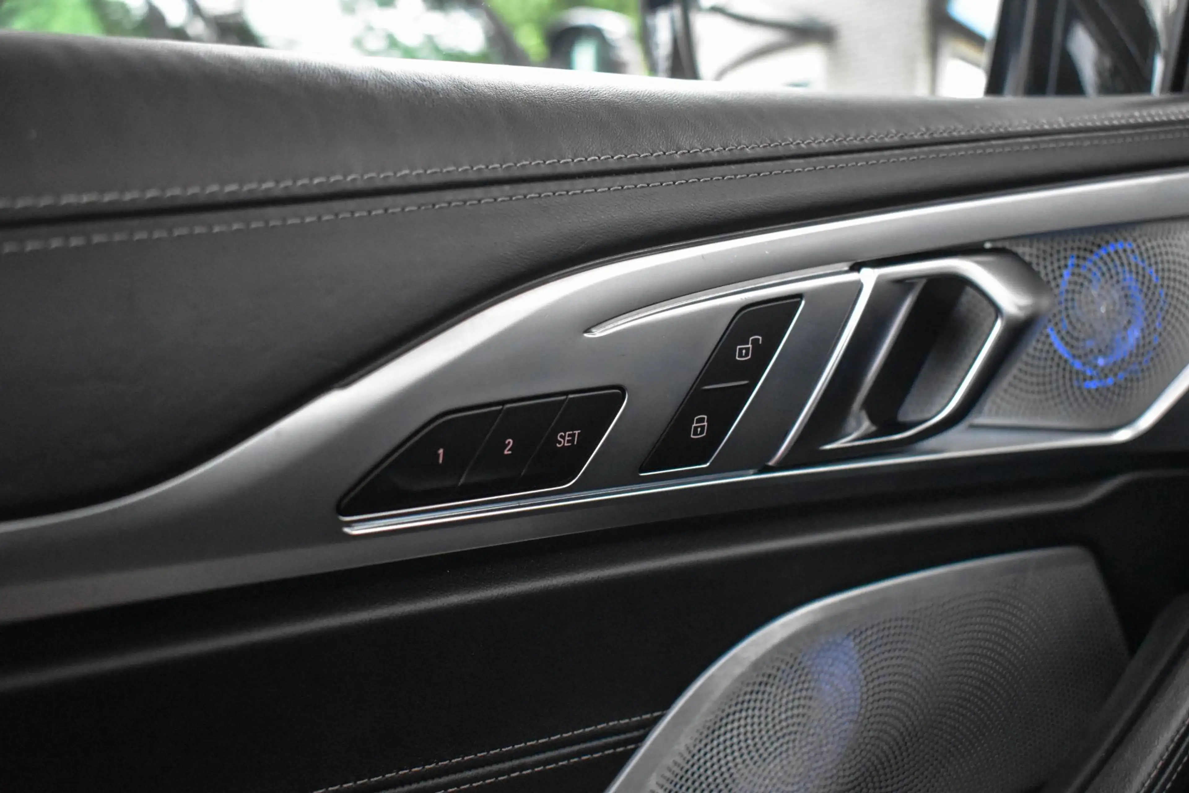 BMW 840 8-serie 840i xDrive High Executive M-Sport Zitklim — photo 25