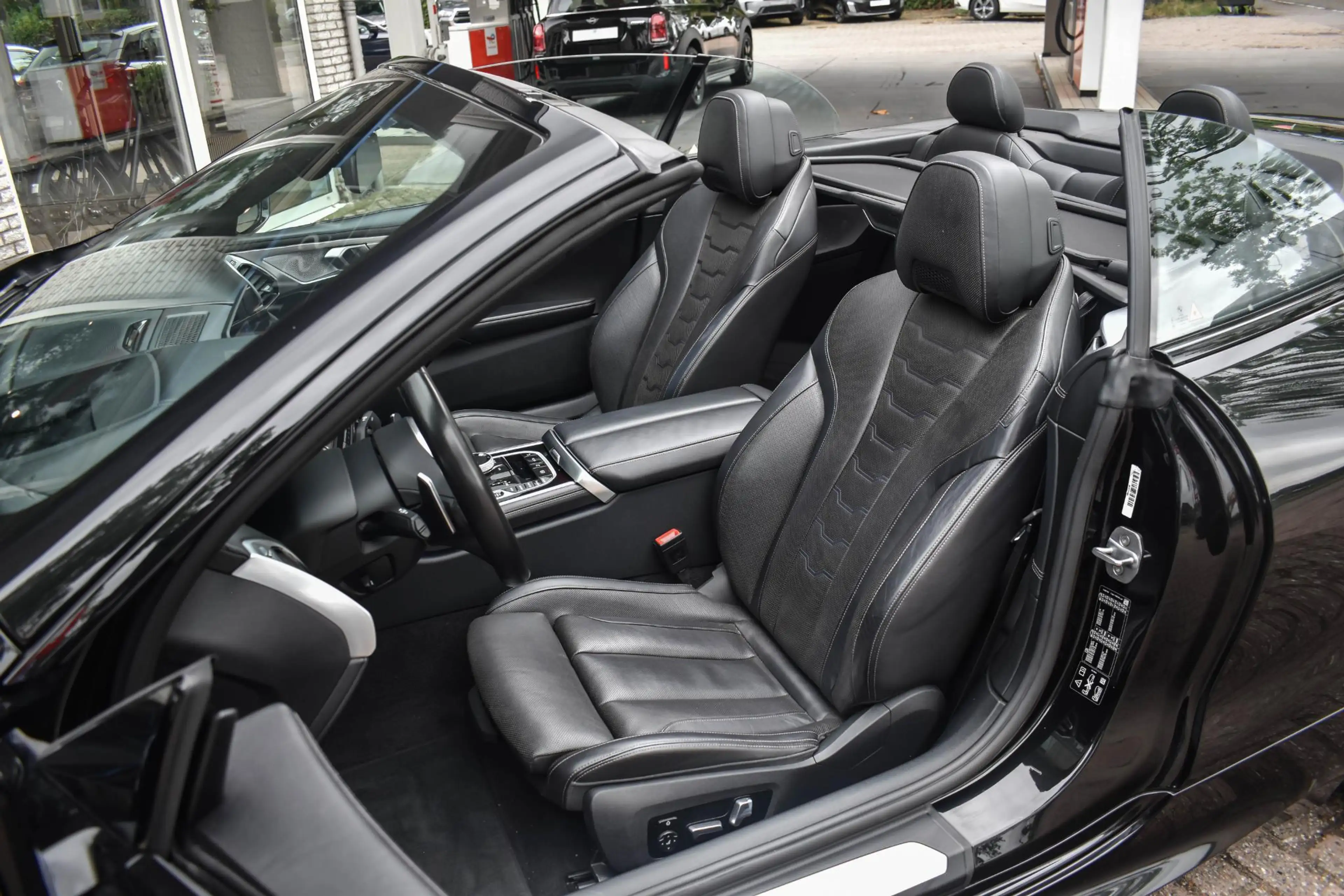 BMW 840 8-serie 840i xDrive High Executive M-Sport Zitklim — photo 15