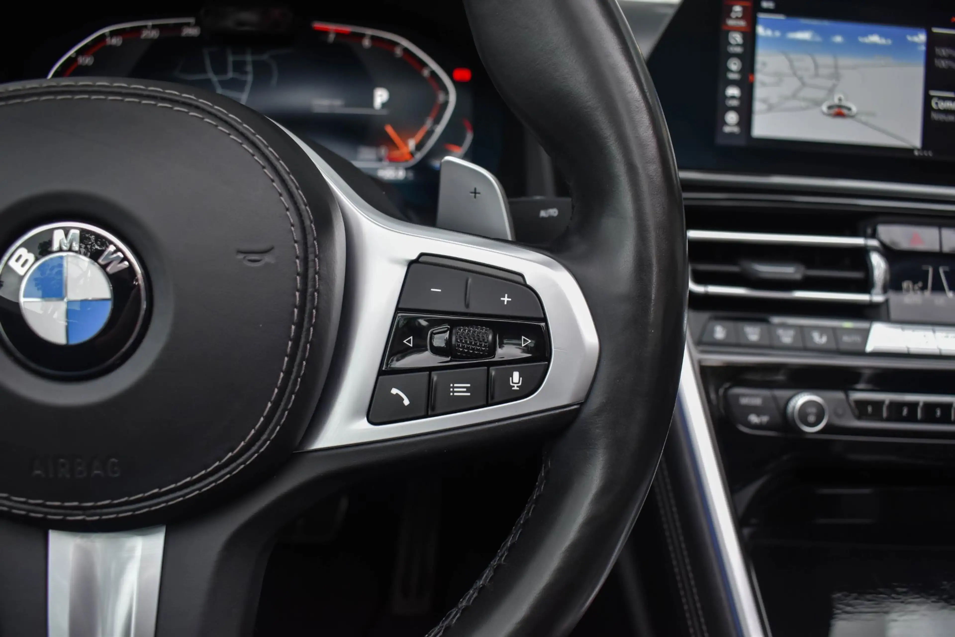 BMW 840 8-serie 840i xDrive High Executive M-Sport Zitklim — photo 33