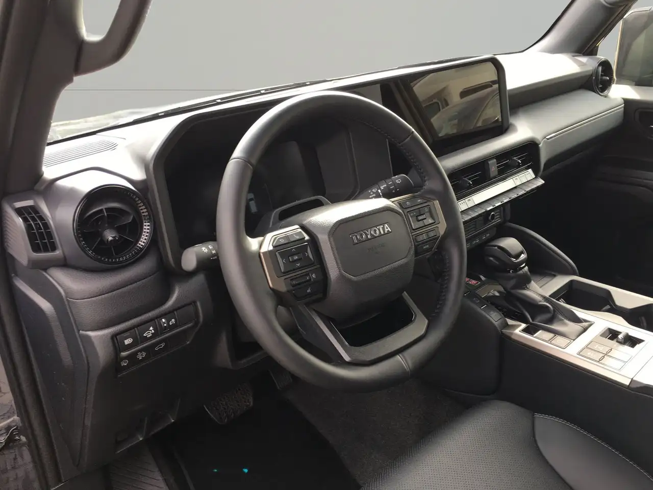 Toyota Land Cruiser Land Cruiser 2.8 D Mild-Hybrid Automatik Executive 9