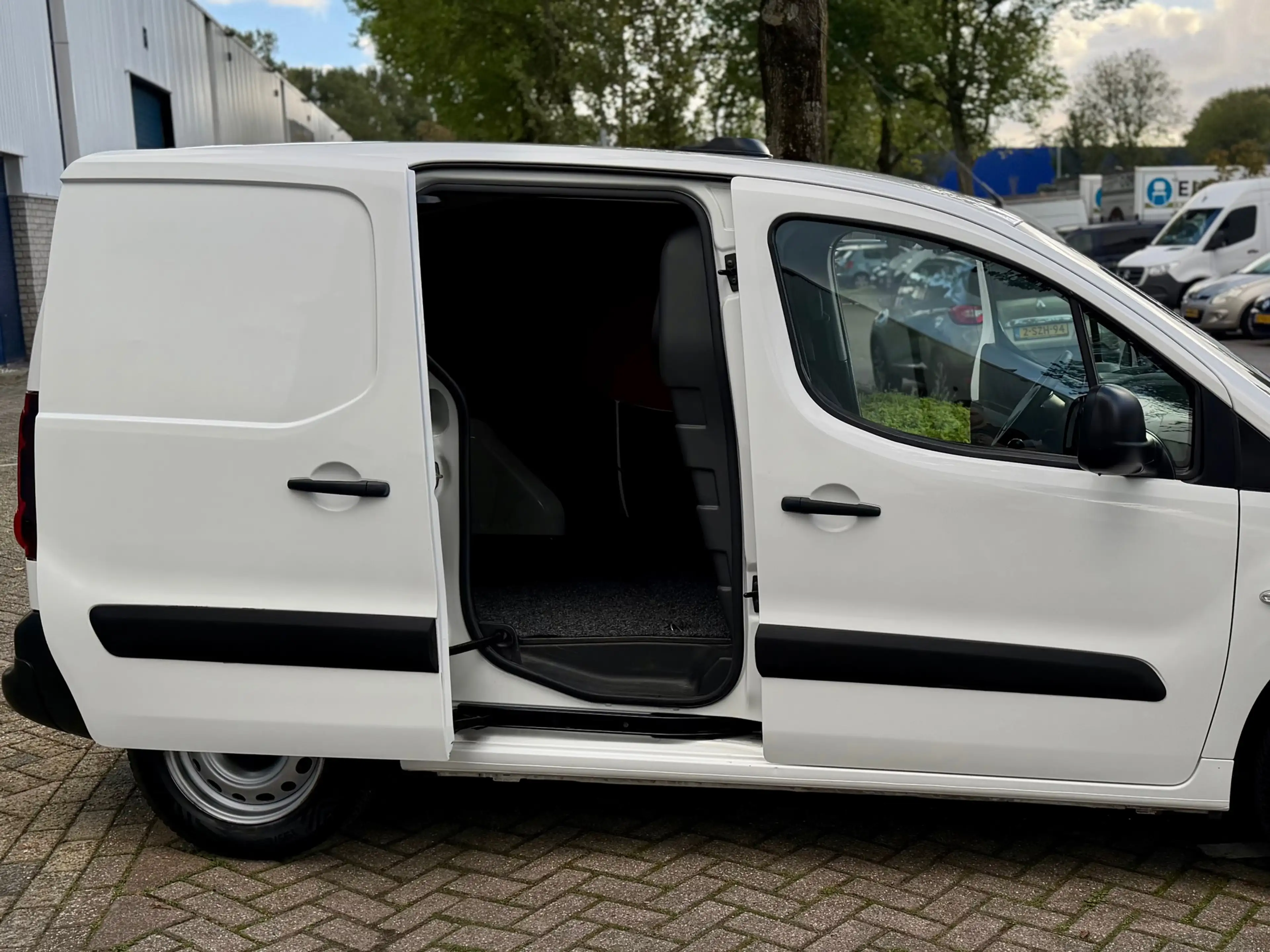 Peugeot Partner 120 1.6 BlueHDi 100 L1 Premium Pack S&S * NIEUWE D — photo 17
