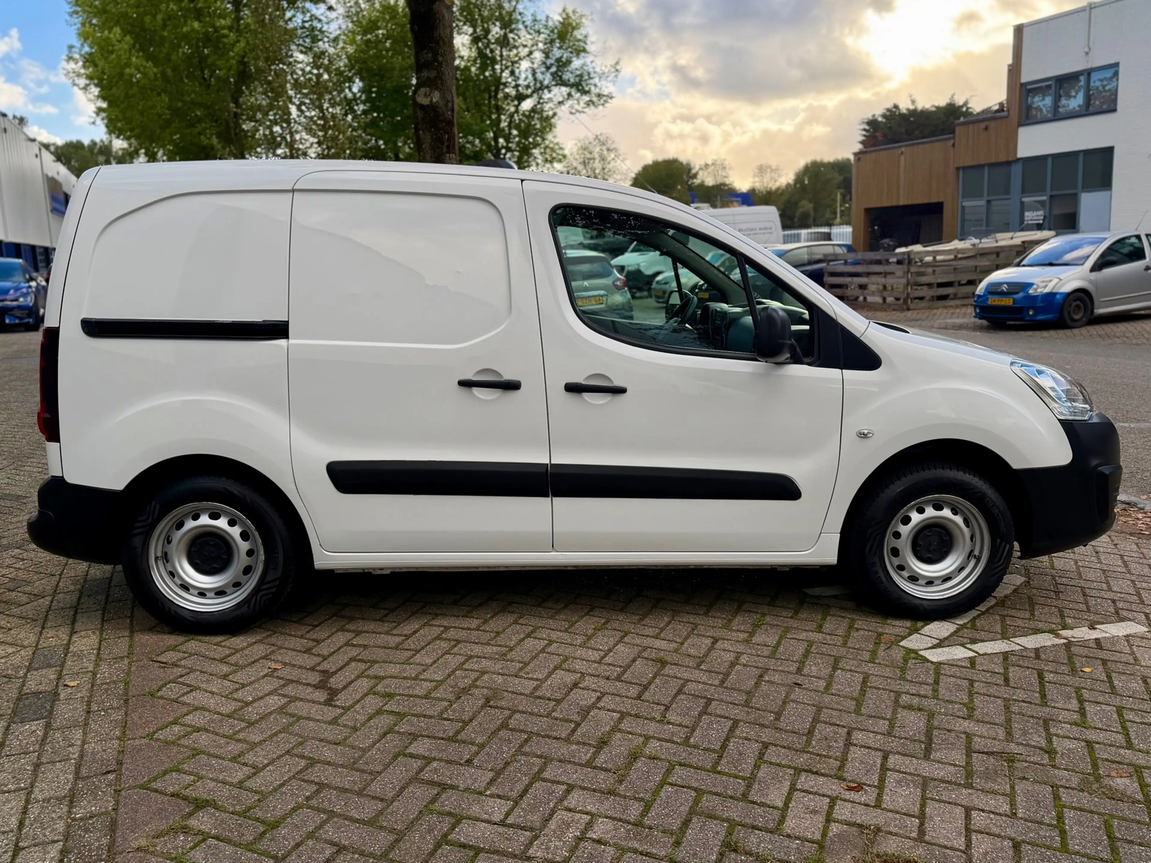 Peugeot Partner 120 1.6 BlueHDi 100 L1 Premium Pack S&S * NIEUWE D — photo 14