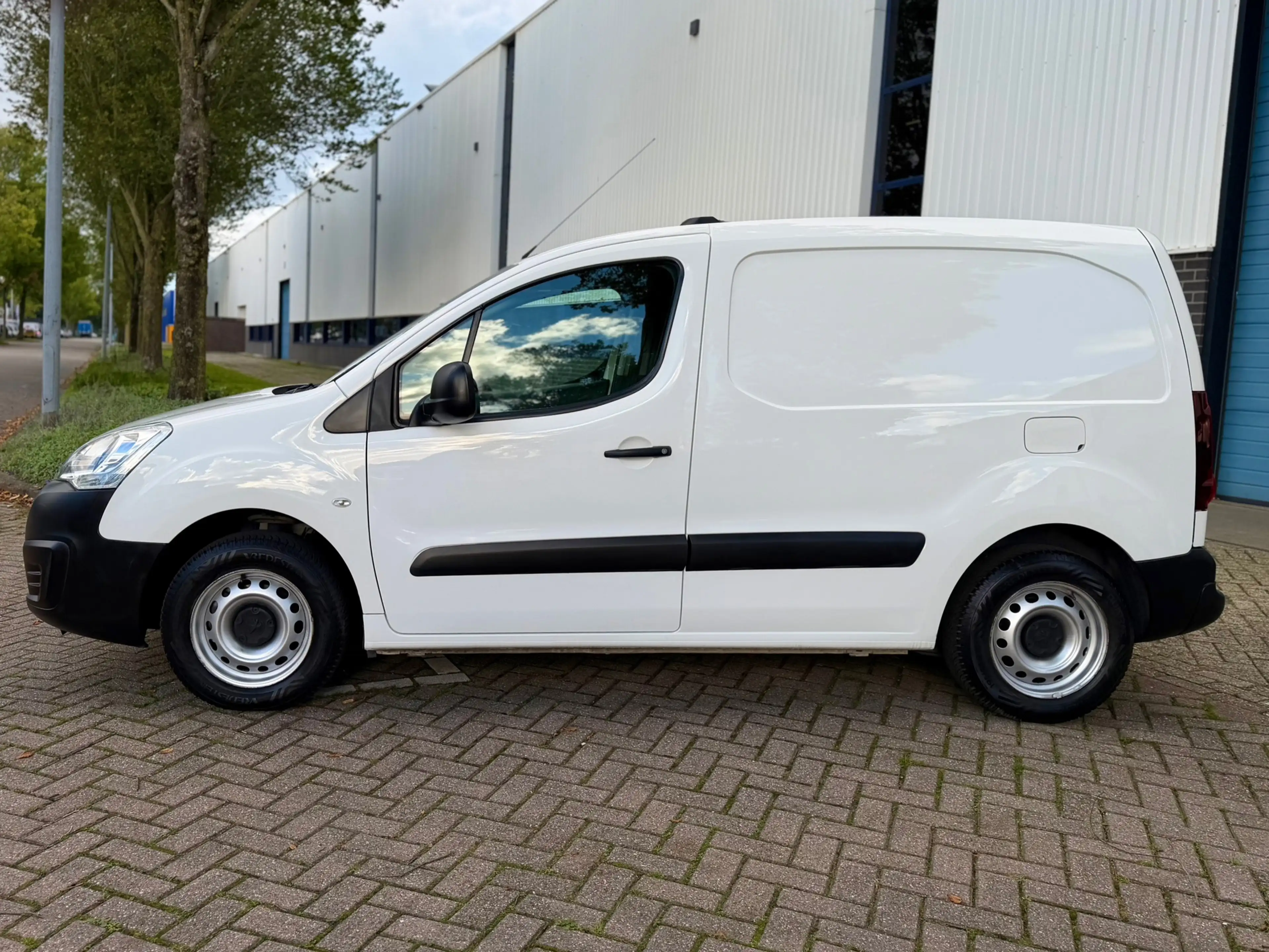 Peugeot Partner 120 1.6 BlueHDi 100 L1 Premium Pack S&S * NIEUWE D — photo 10