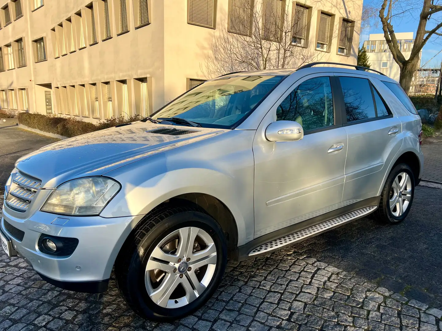 Mercedes-Benz ML 350 ML 350 4Matic Grau - 1