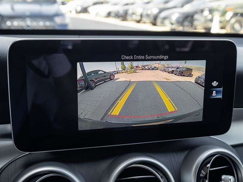 2022 Mercedes-Benz GLC 4MATIC SUV - Nav, Roof, Cam & Sport Package! / - N — снимка 1