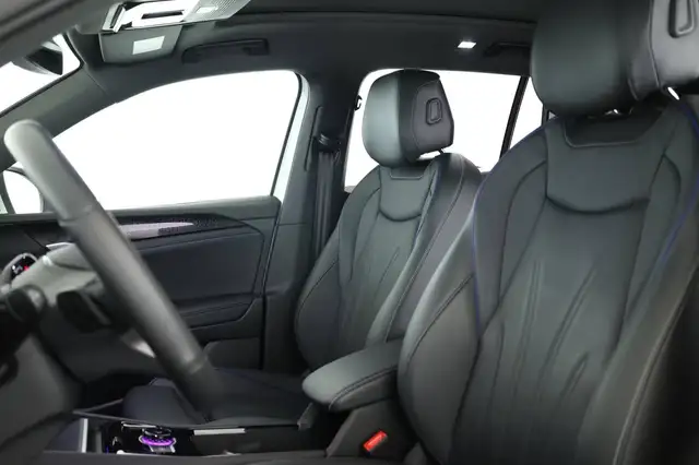 Volkswagen Tiguan view 11