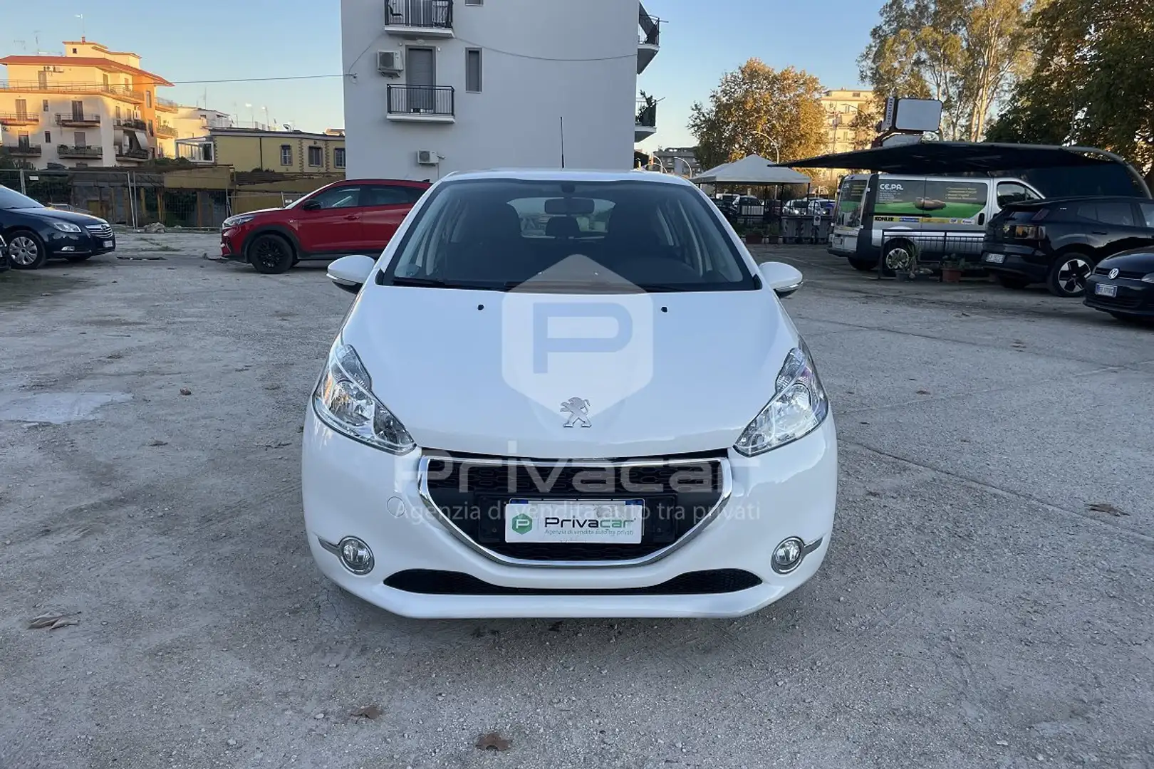 Peugeot 208 1.0 VTi 68 CV 5 porte Active Bianco - 2