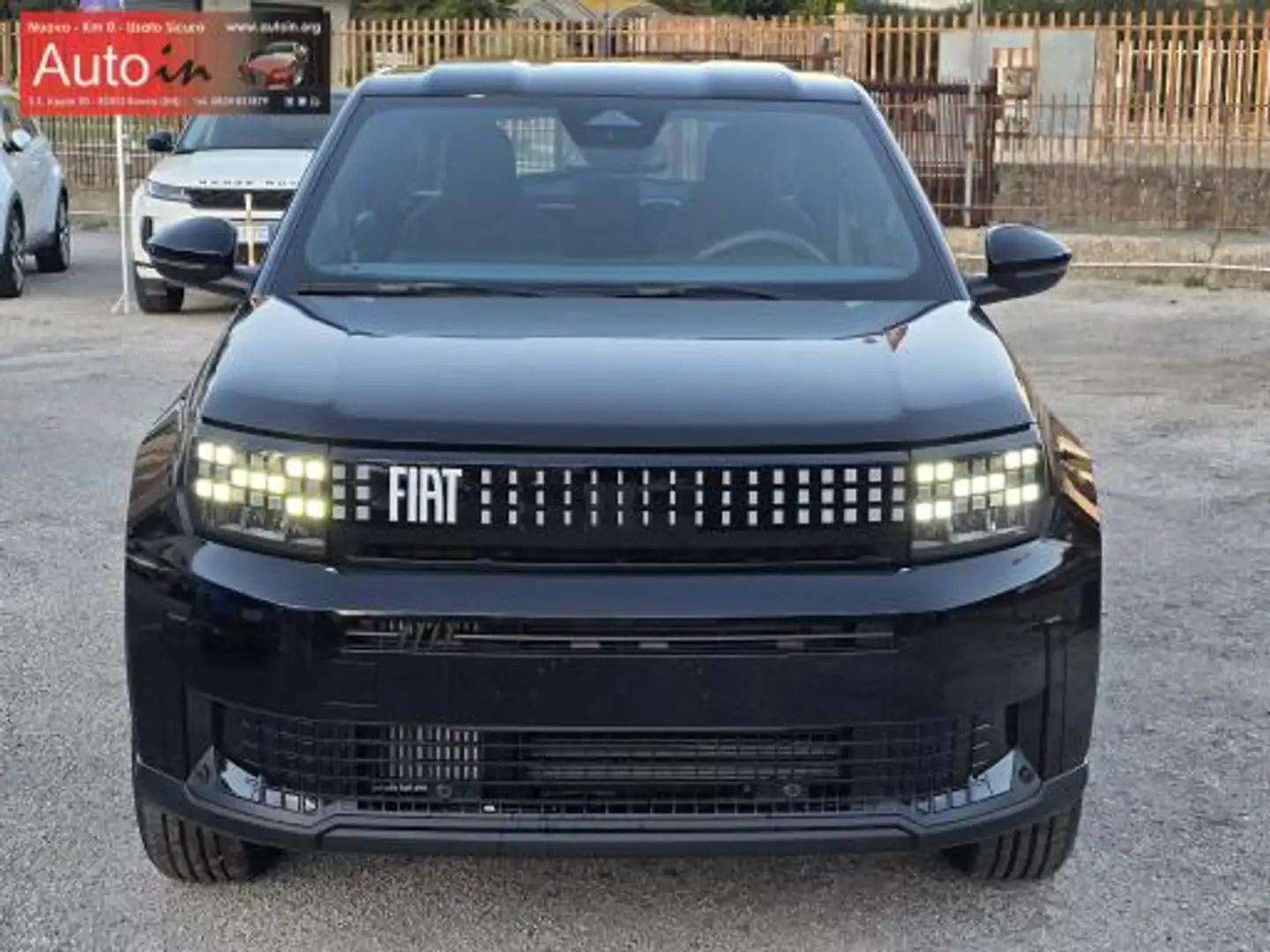 Fiat Grande Panda 1.2 hybrid Pop 110cv edct Schwarz - 2