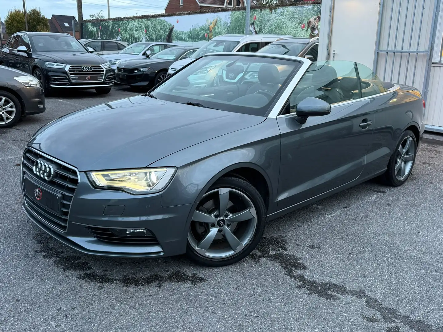 Audi A3 Cabriolet 1.4 TFSI / CLIM / XENON / GPS / CUIR Grijs - 1