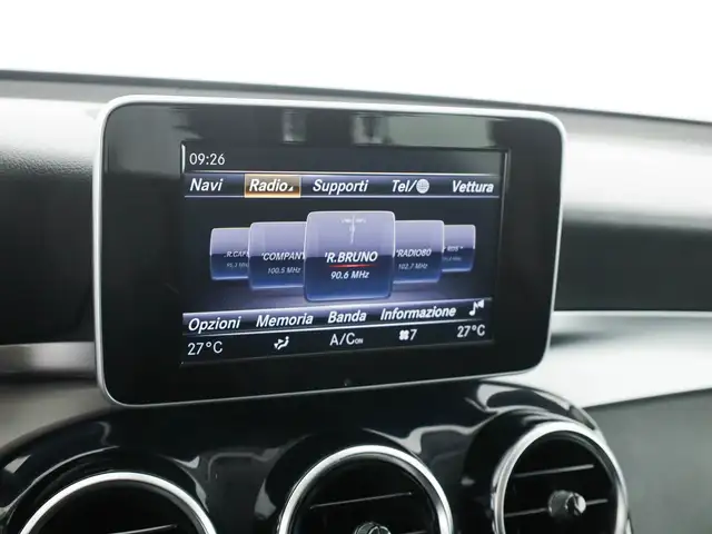 Mercedes-Benz GLC view 16