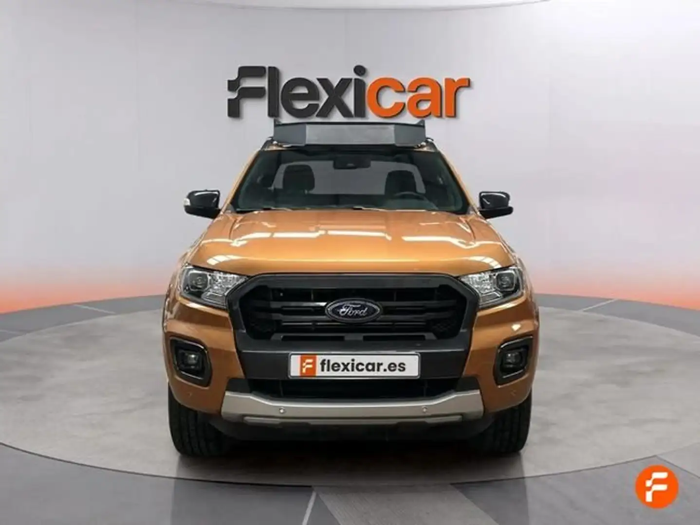Ford Ranger 2.0 Ecobl 4x4 Cabina Sencilla Wildtrack AT Naranja - 2