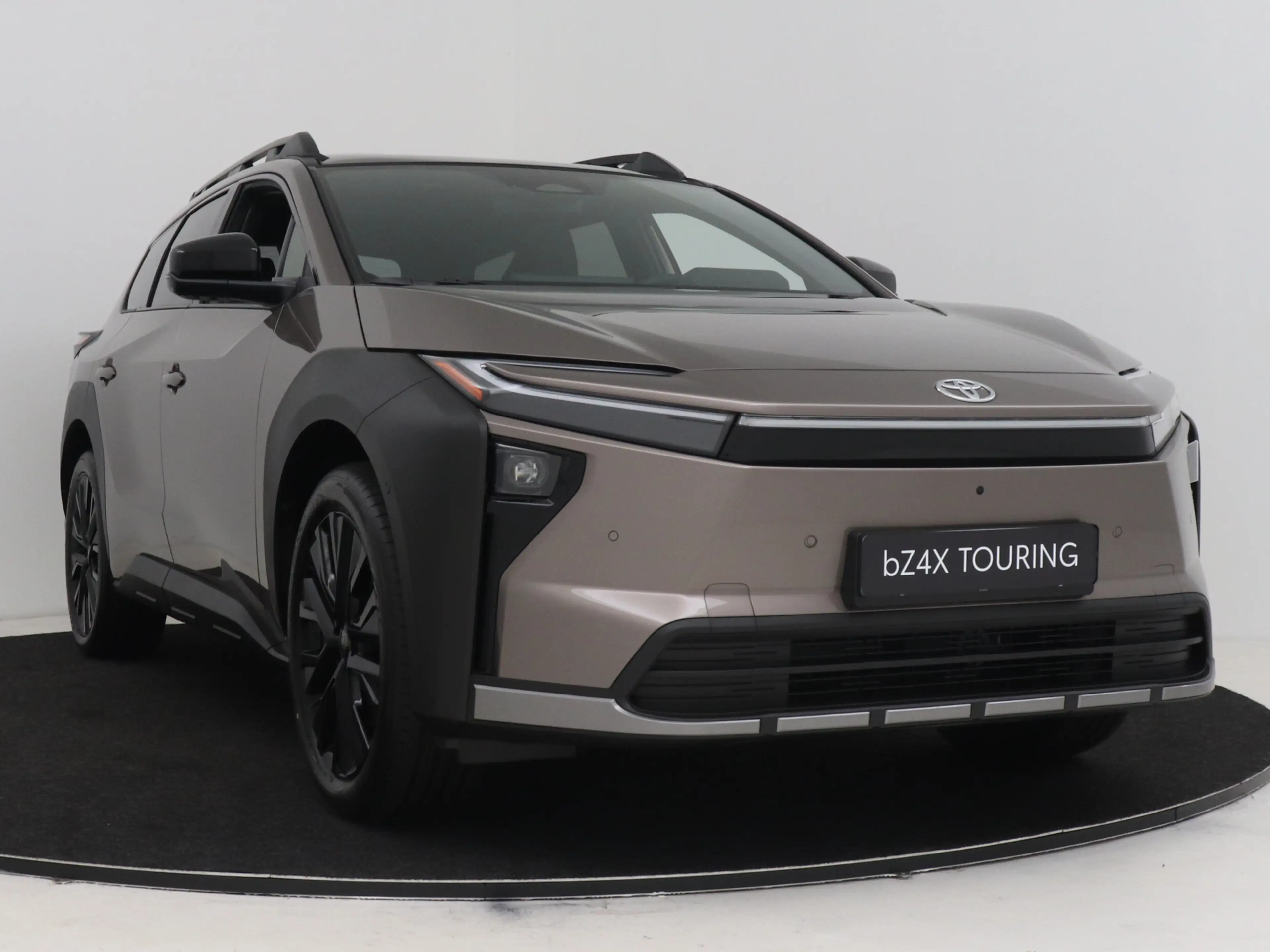 Toyota bZ4X Touring Executive AWD 75 kWh — photo 15