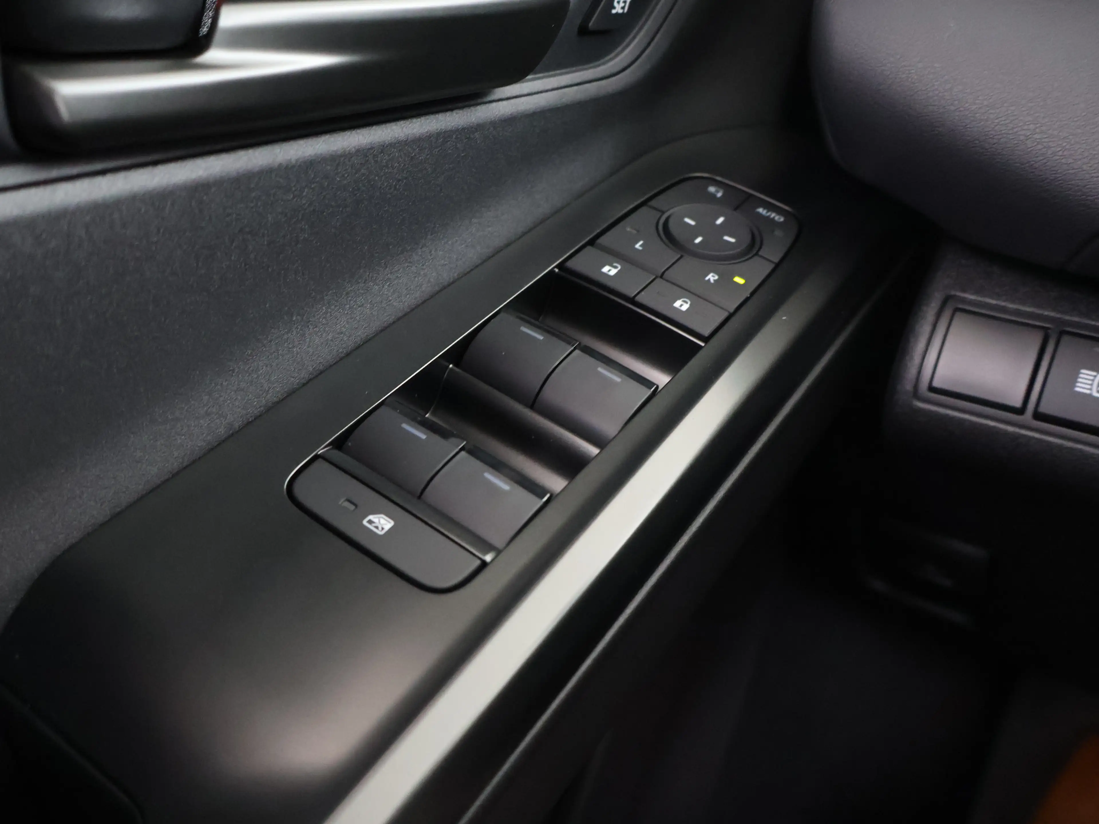 Toyota bZ4X Touring Executive AWD 75 kWh — photo 10