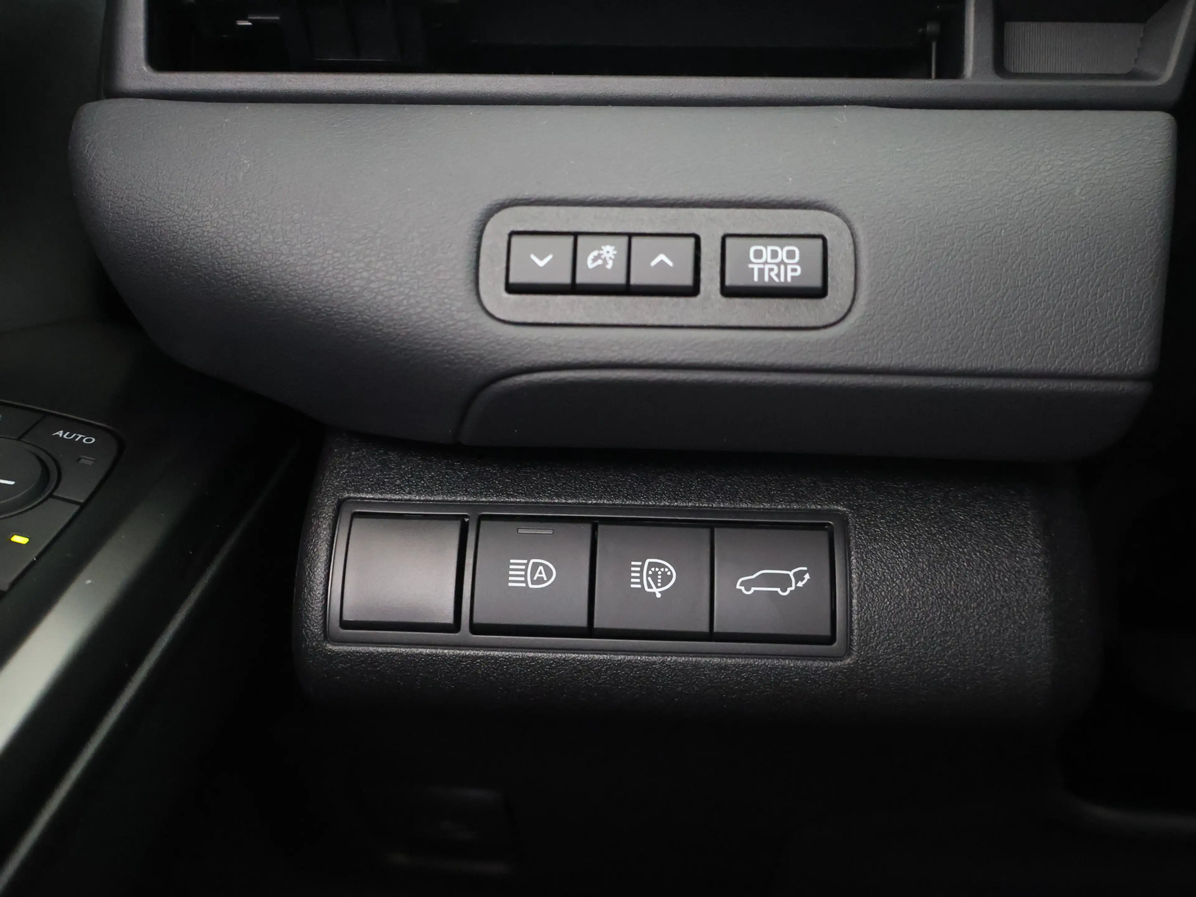 Toyota bZ4X Touring Executive AWD 75 kWh — photo 11