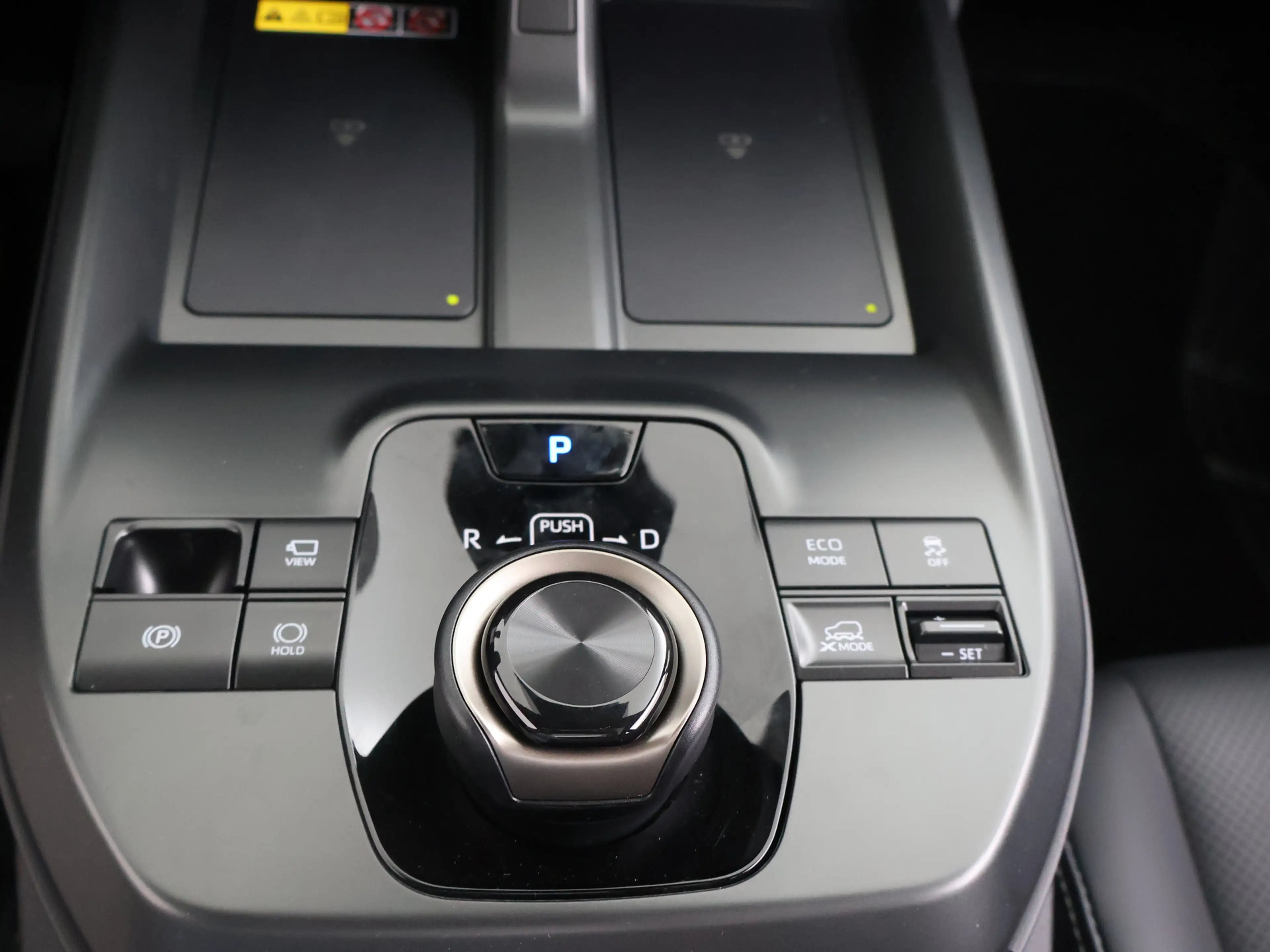 Toyota bZ4X Touring Executive AWD 75 kWh — photo 9