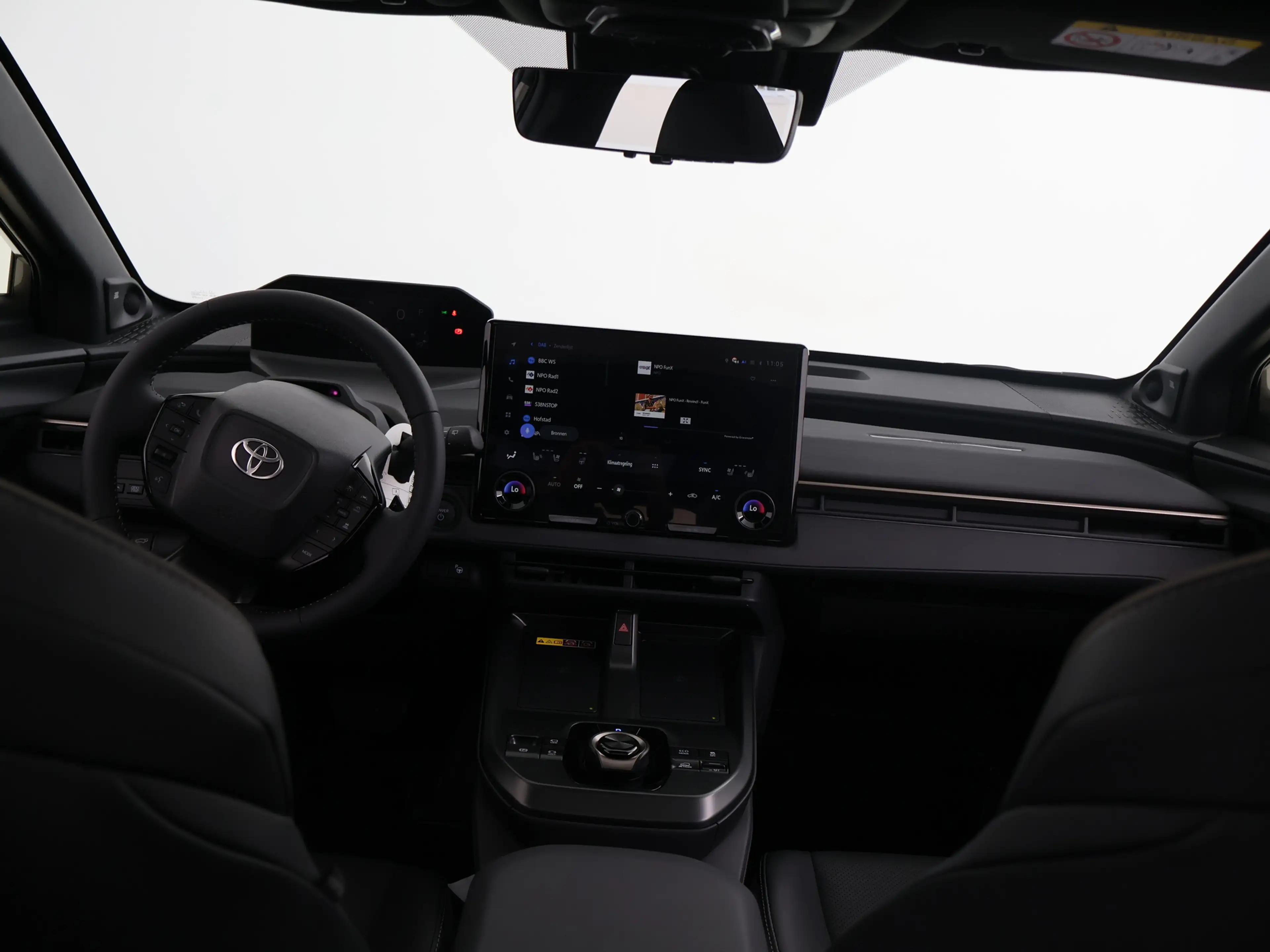 Toyota bZ4X Touring Executive AWD 75 kWh — photo 4