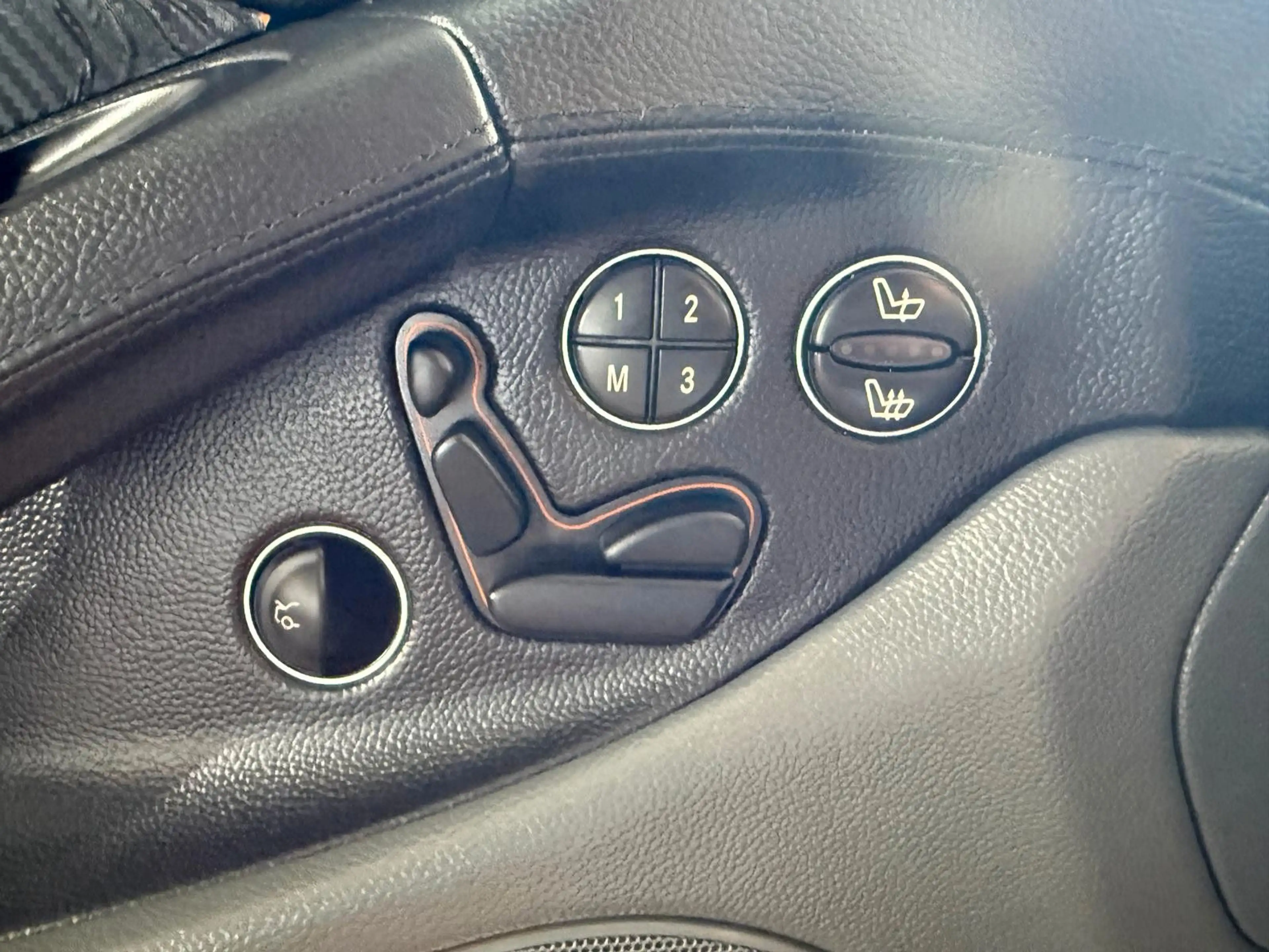 Mercedes-Benz SL 350 Roadster SL 350 AMG Prior Design 2. Hand — photo 29