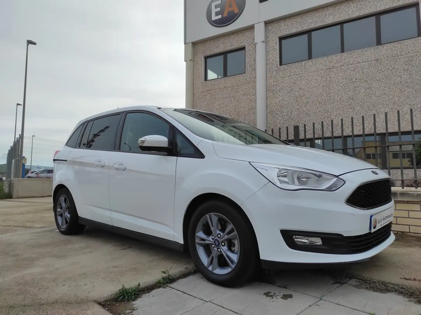 Ford Grand C-Max 1.5TDCi Auto-S&S Business 120 Wit - 1