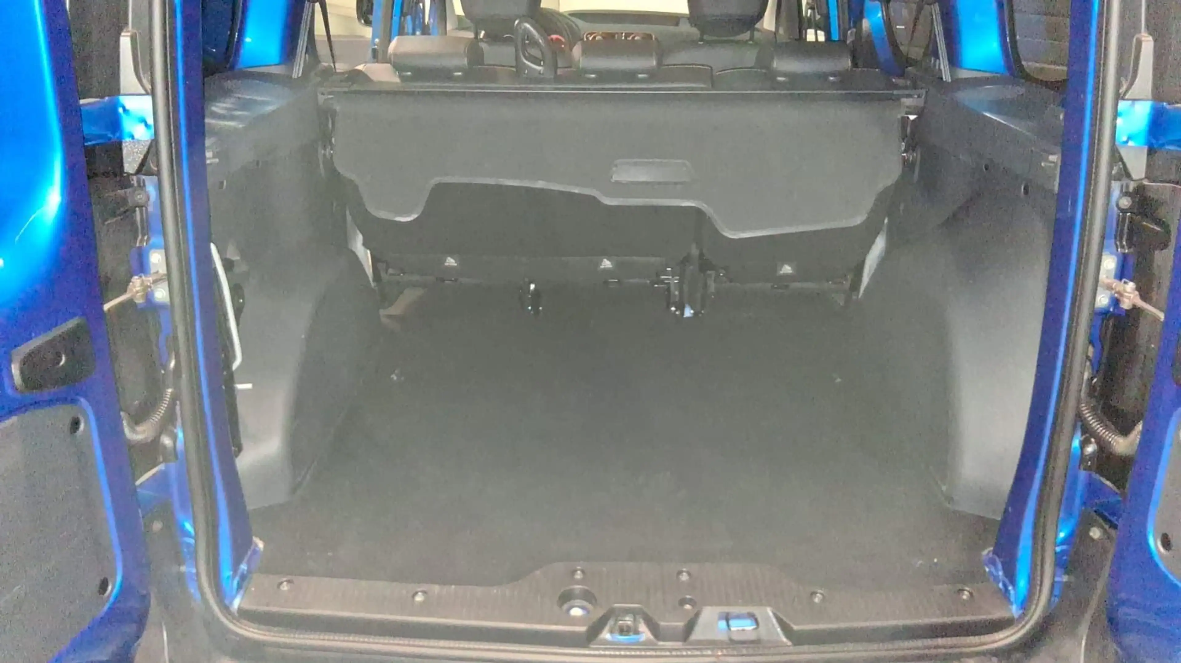 Dacia Dokker Stepway Celebration — photo 11