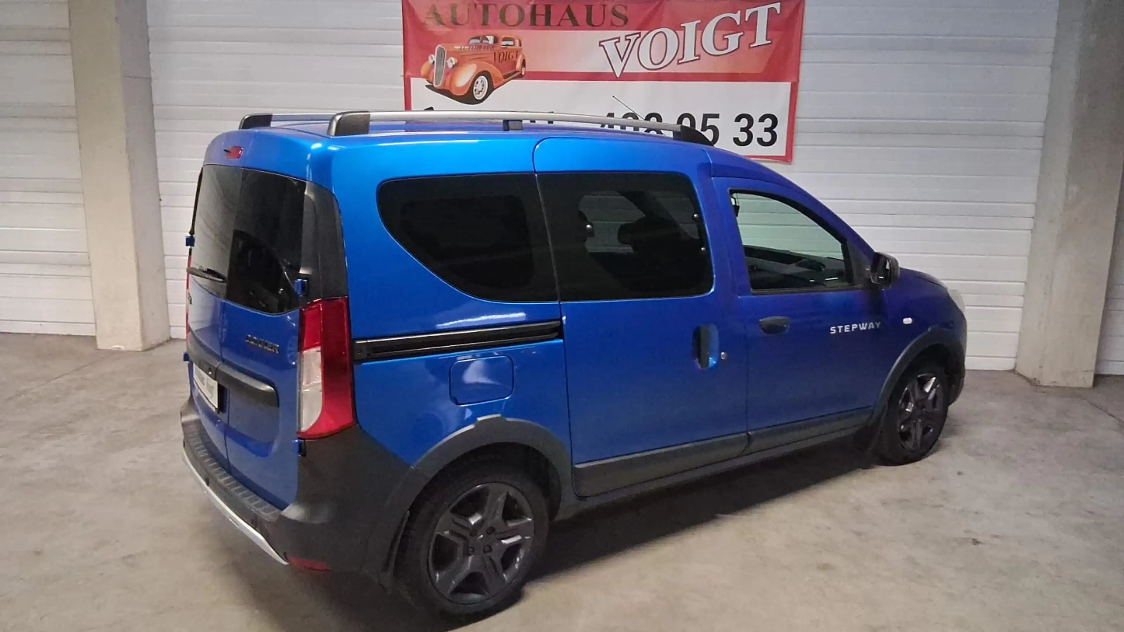 Dacia Dokker Stepway Celebration — photo 3