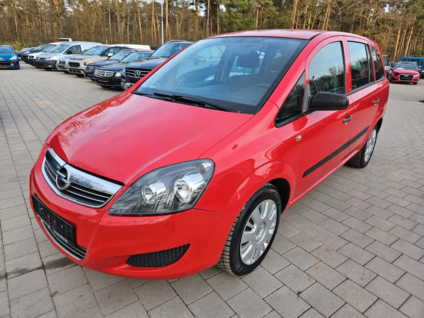 Opel Zafira B Selection "110 Jahre" Piros - 2