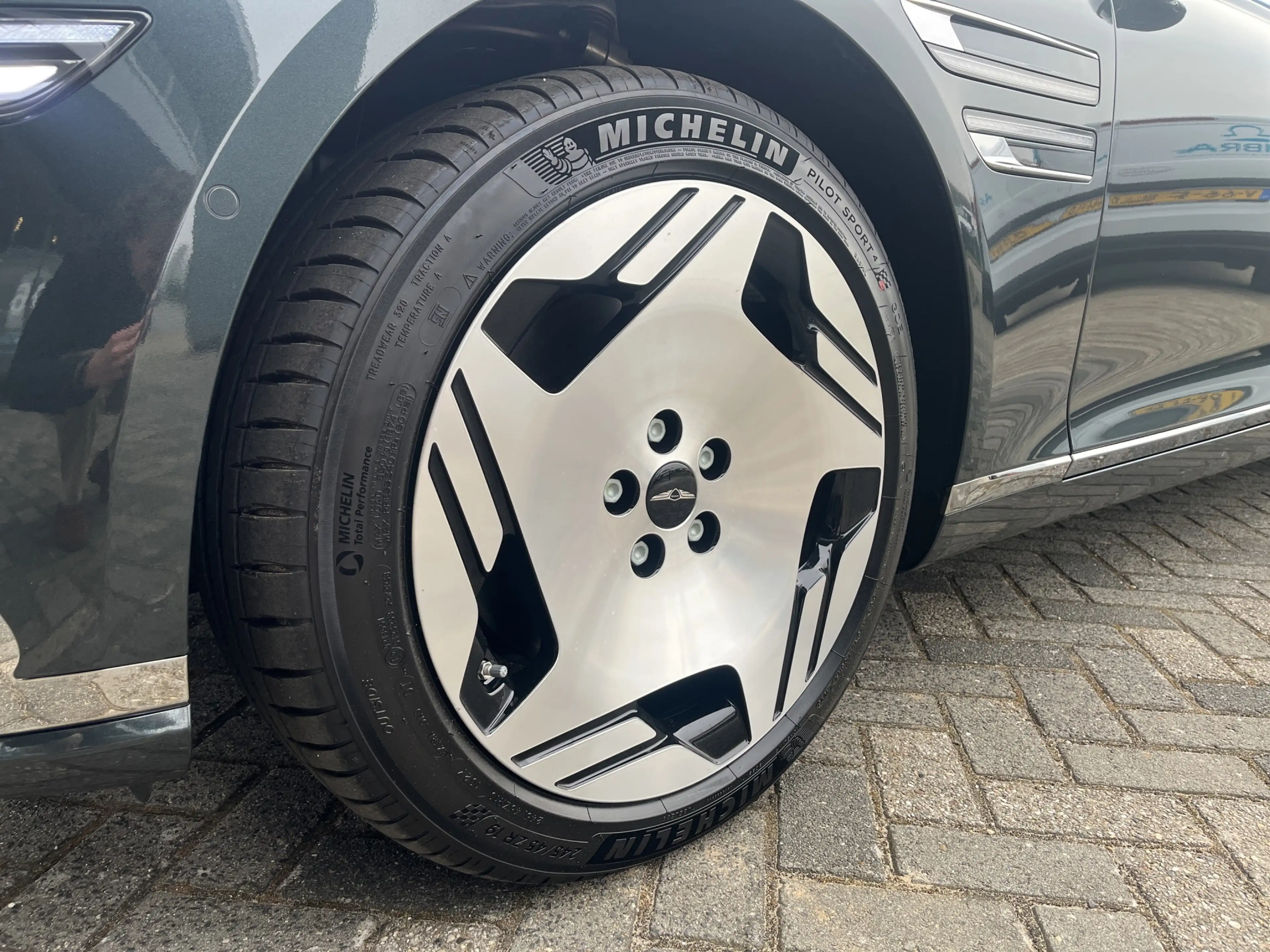 Genesis G80 94,5 kWh 370pk Long Range AWD Premium | 9500,- DEM — photo 9