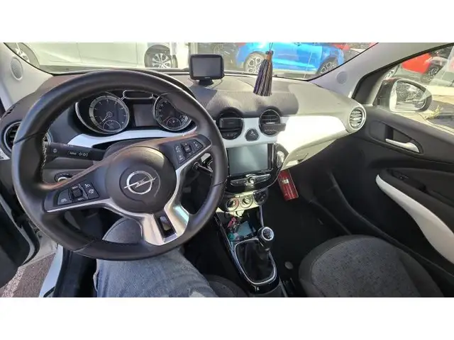 Opel Adam view 4