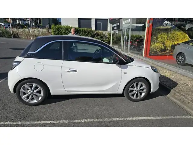 Opel Adam view 3