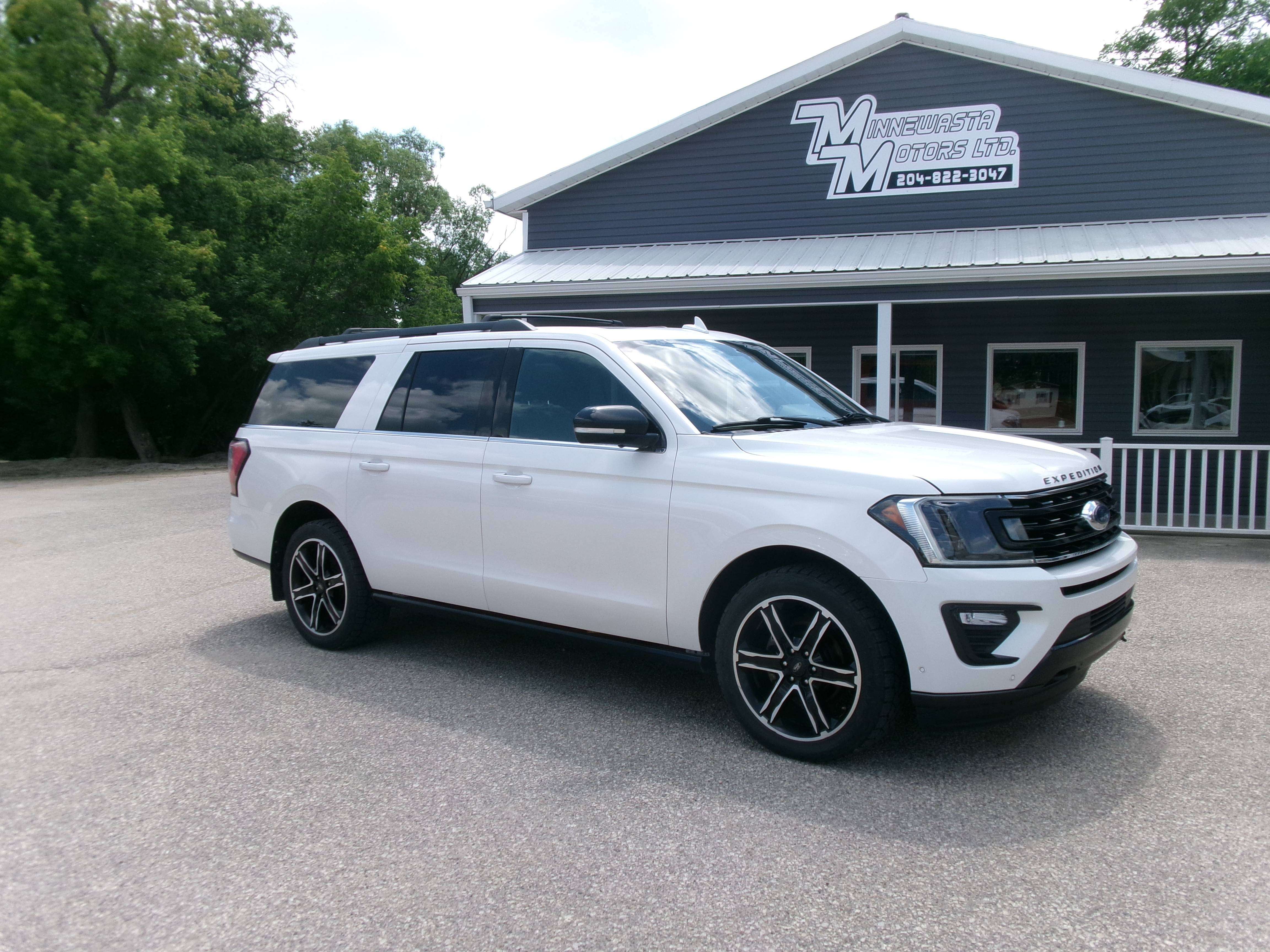 White 2019 Ford Expedition SUV / Crossover Four-Wheel Drive Automatic