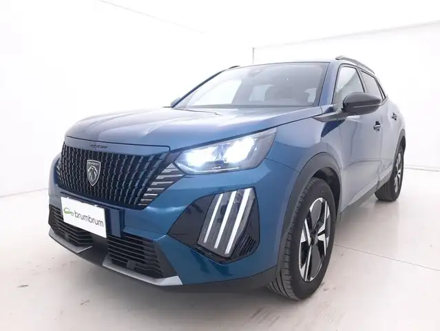 Peugeot 2008 view 9