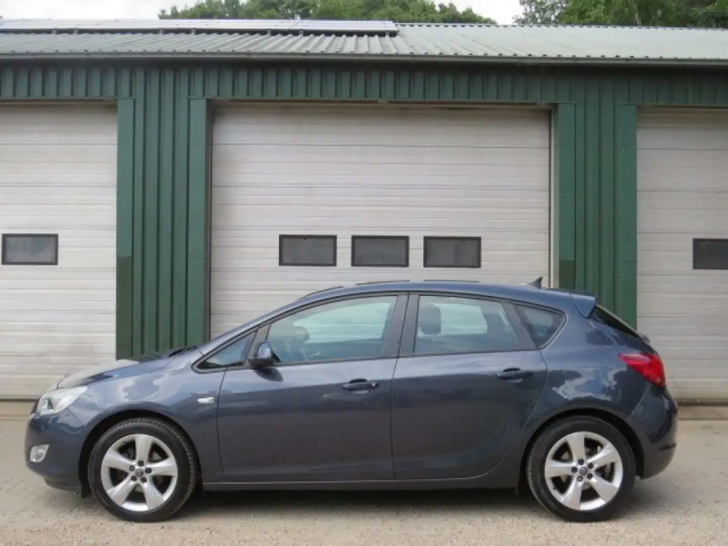 Opel Astra 1.6 EDITION Blau - 1