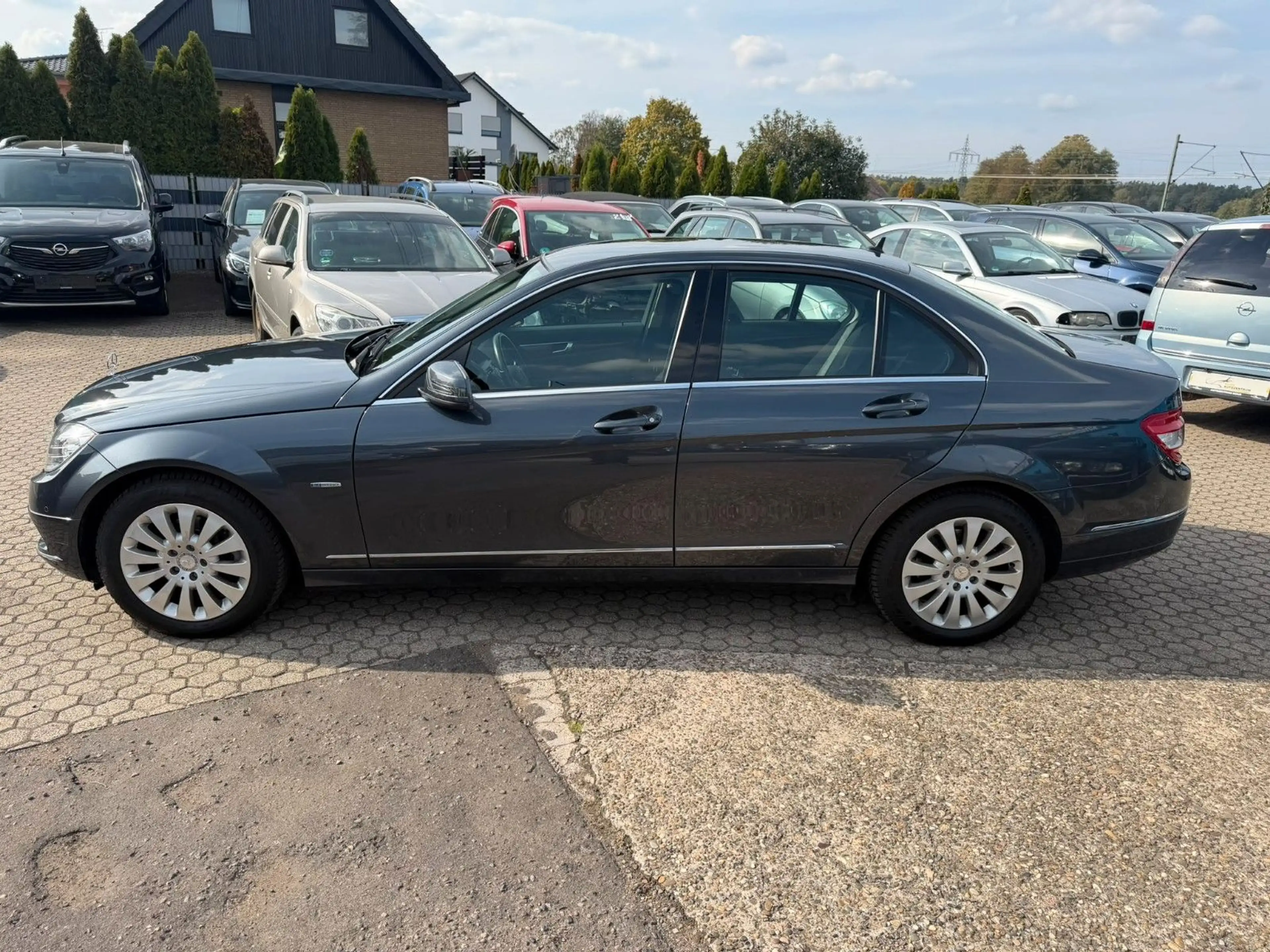 Mercedes-Benz C 180 Kompressor AUTOMATIK/SHZ/AHK — photo 4