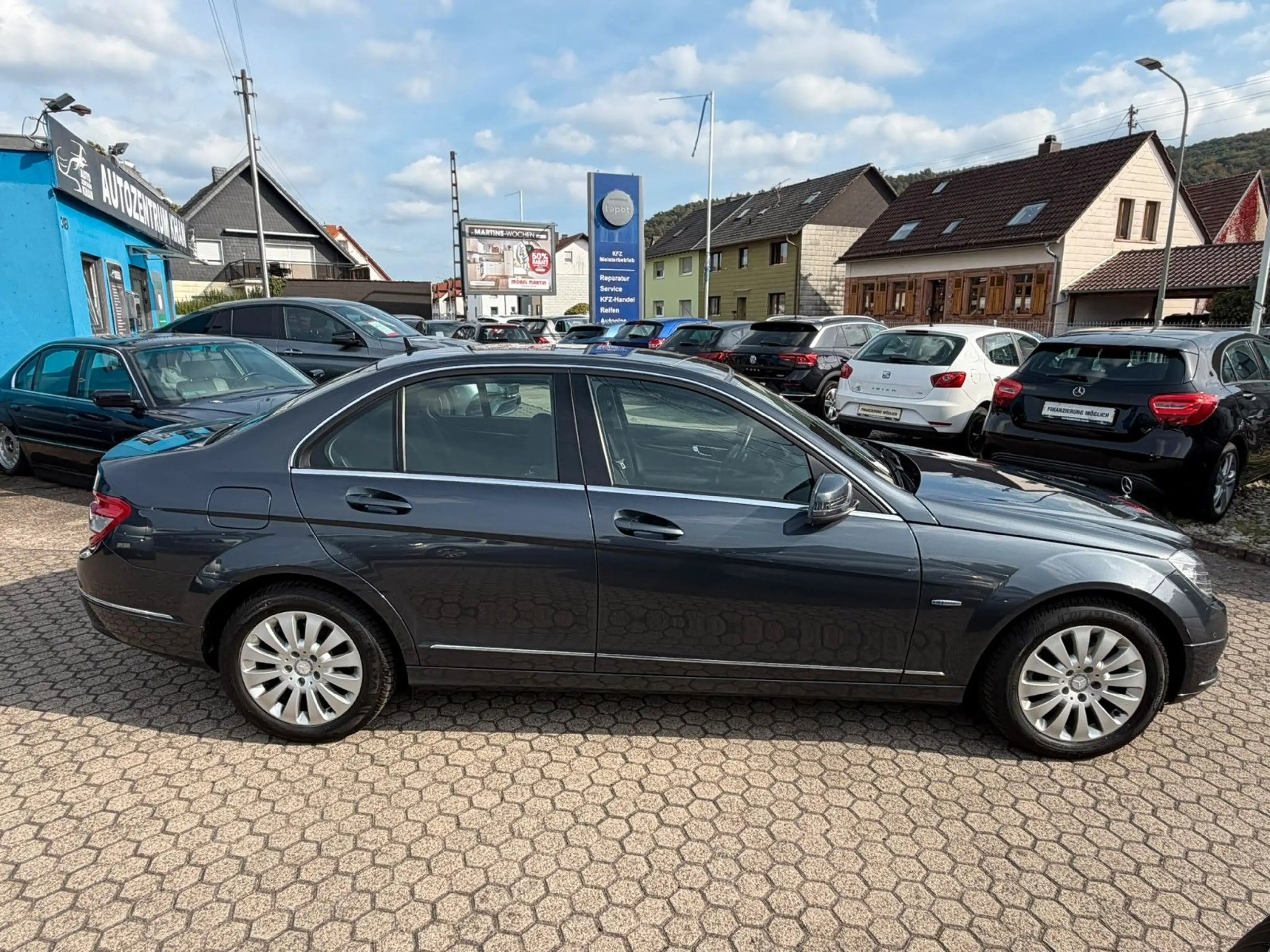 Mercedes-Benz C 180 Kompressor AUTOMATIK/SHZ/AHK — photo 8