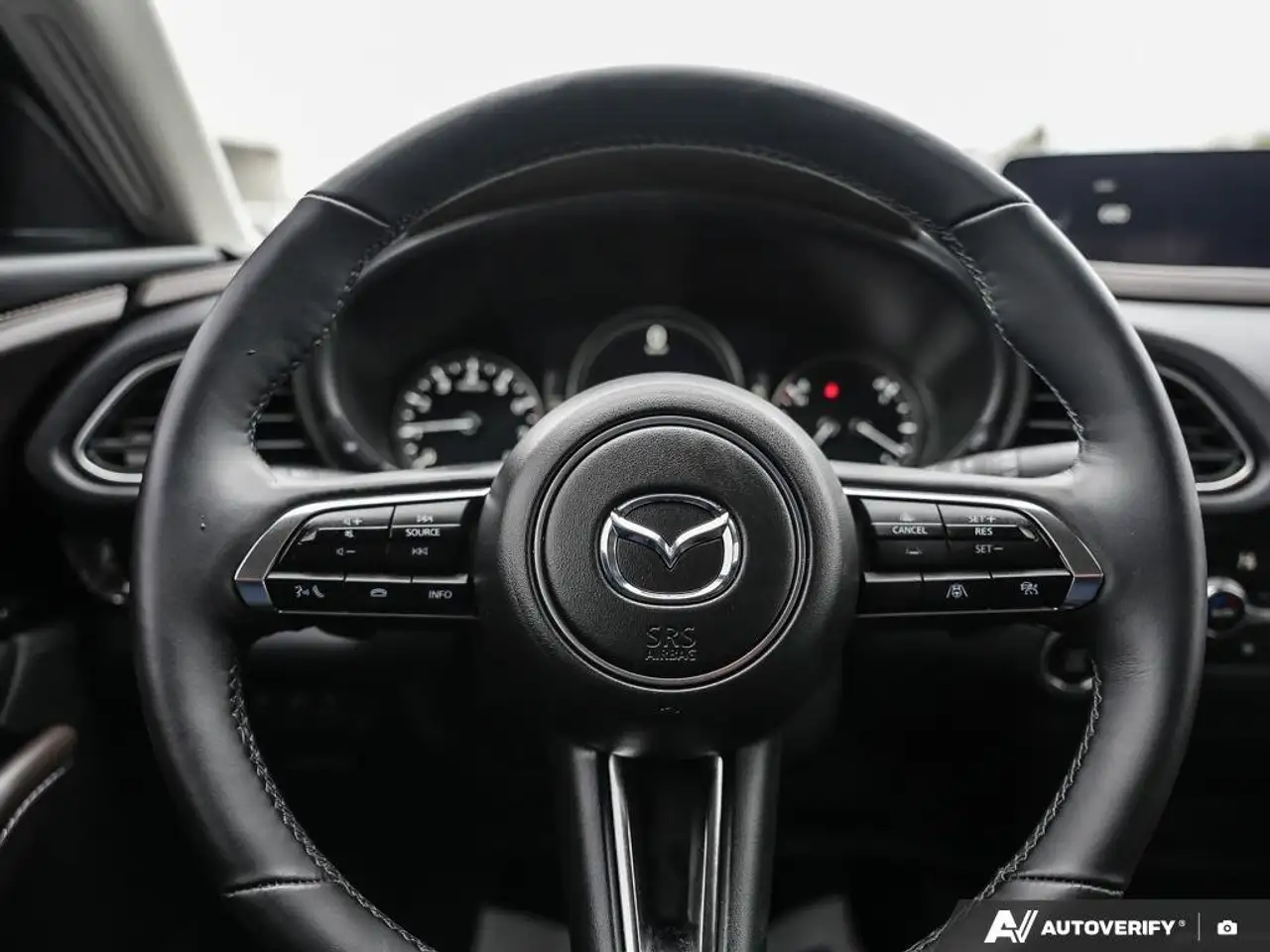 Mazda CX-30 снимка Mazda CX-30