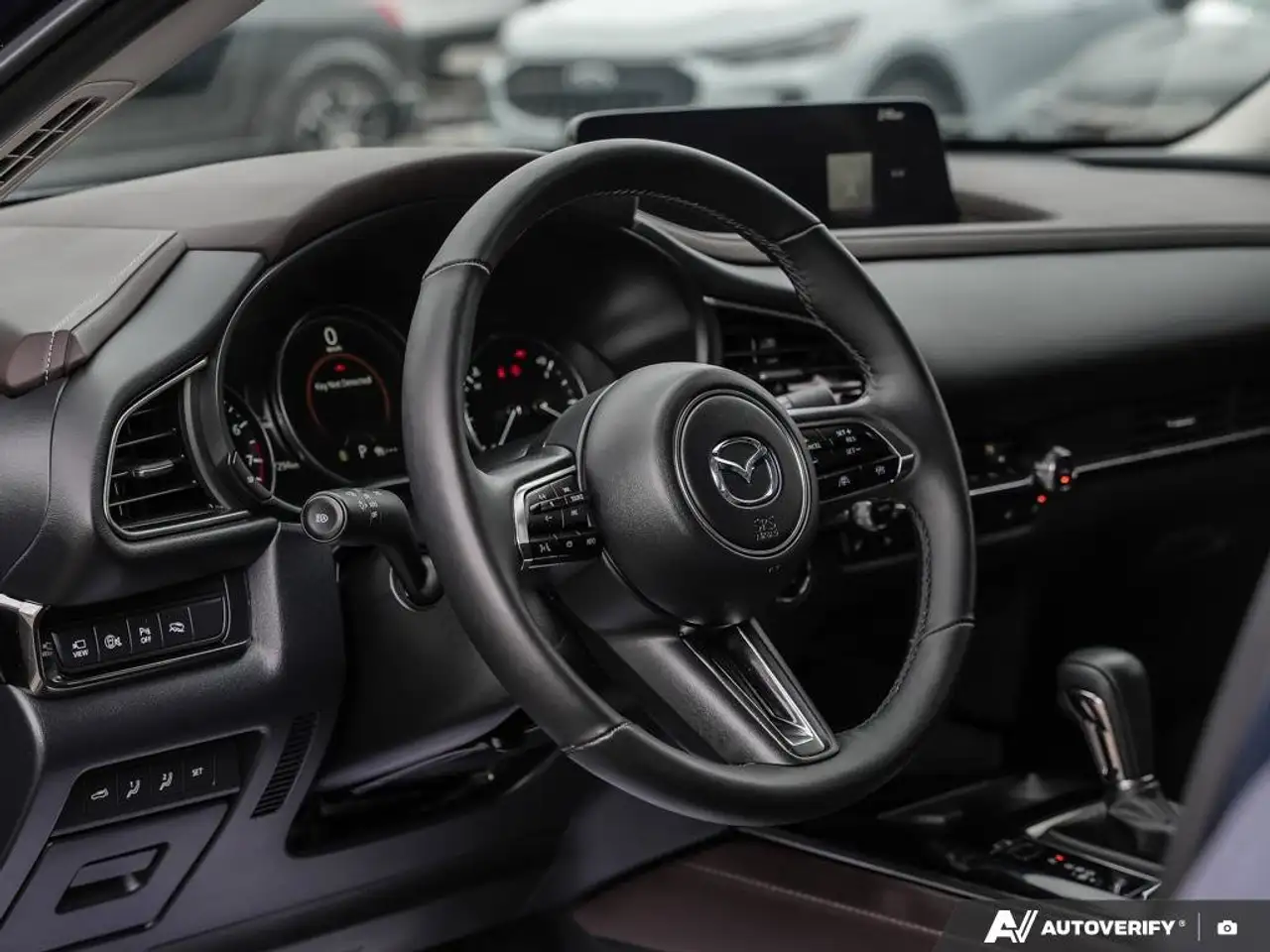 Mazda CX-30 снимка Mazda CX-30