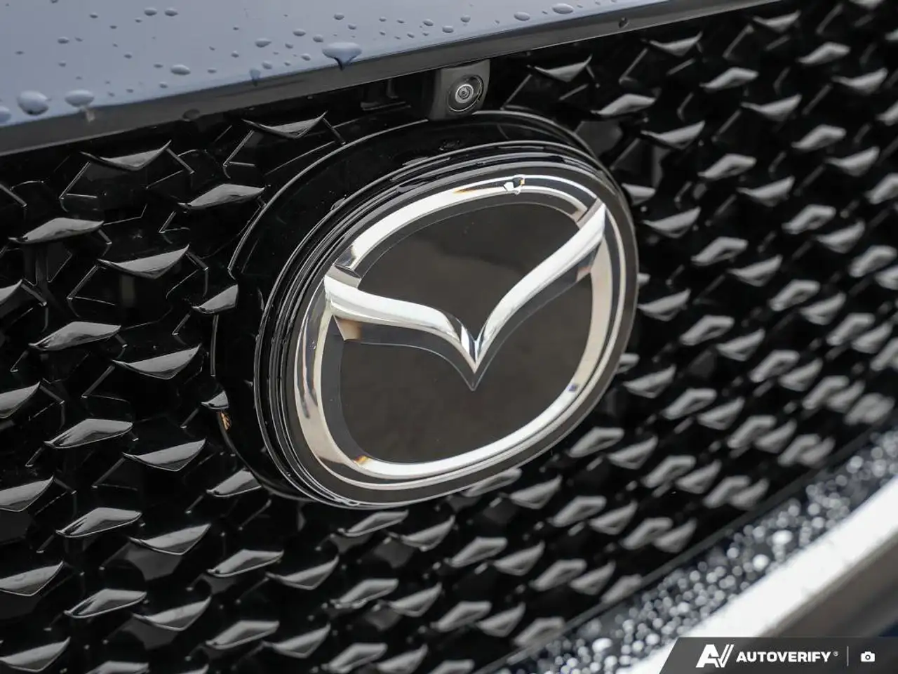 Mazda CX-30 снимка Mazda CX-30