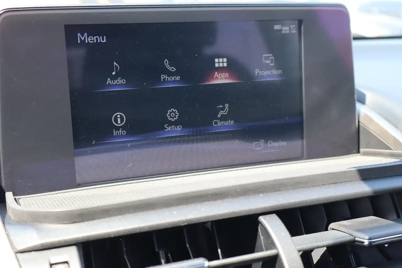 Lexus NX снимка Lexus NX