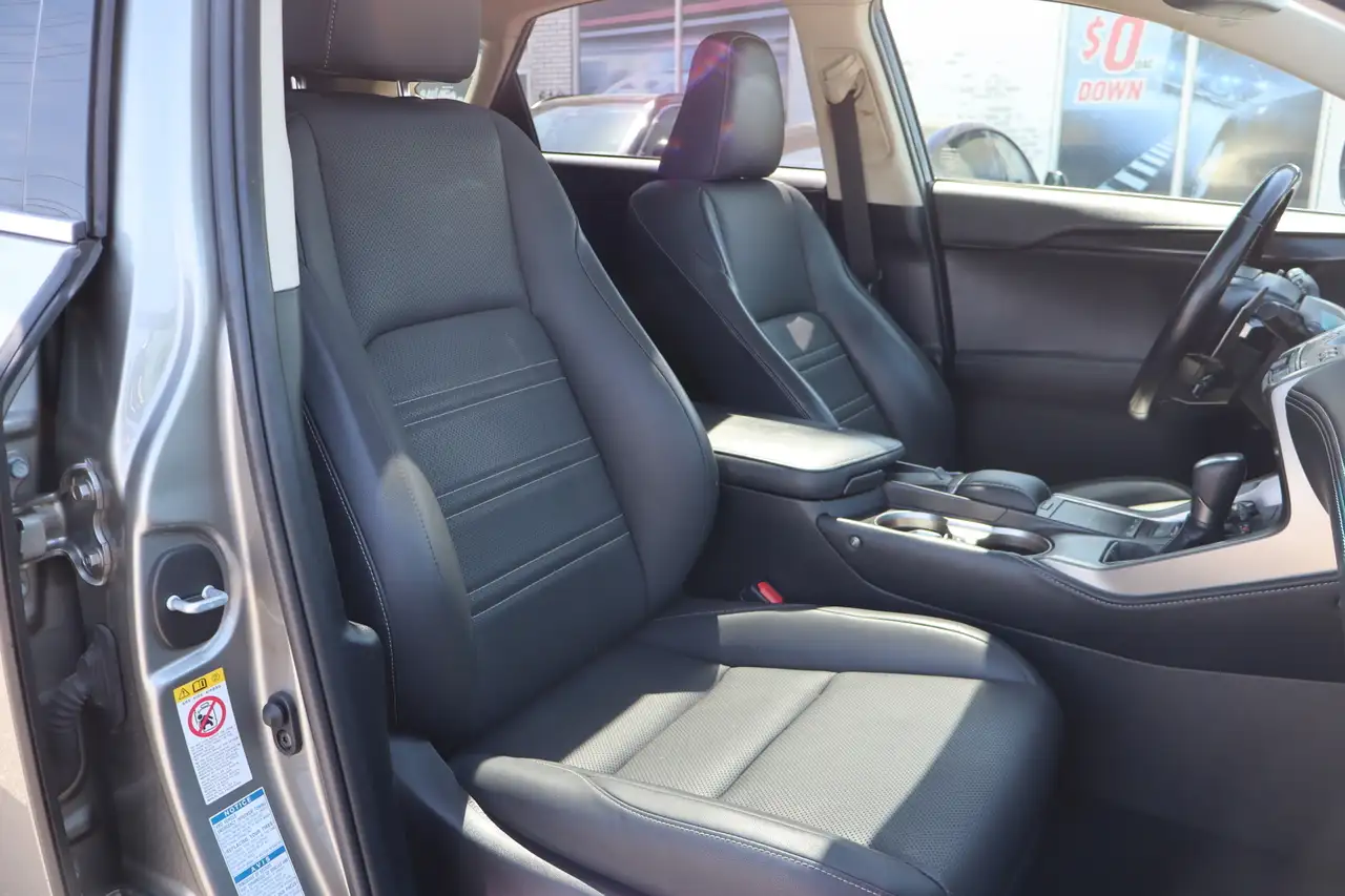 Lexus NX снимка Lexus NX