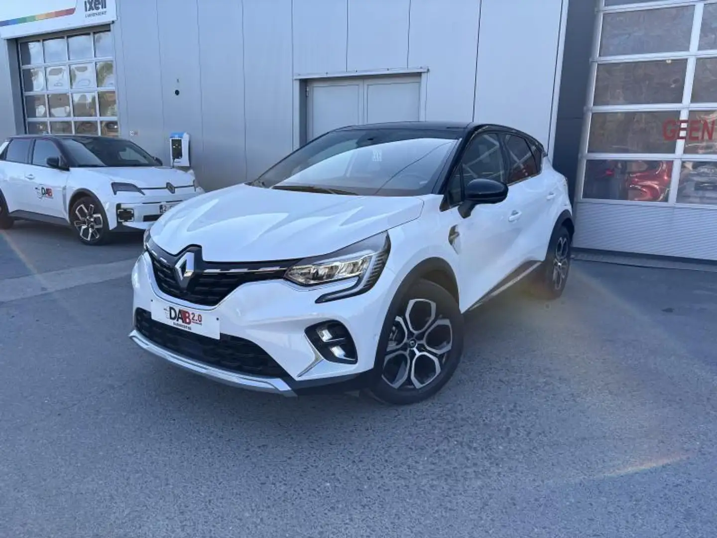 Renault Captur E TECH PLUGIN HYBRID Wit - 2