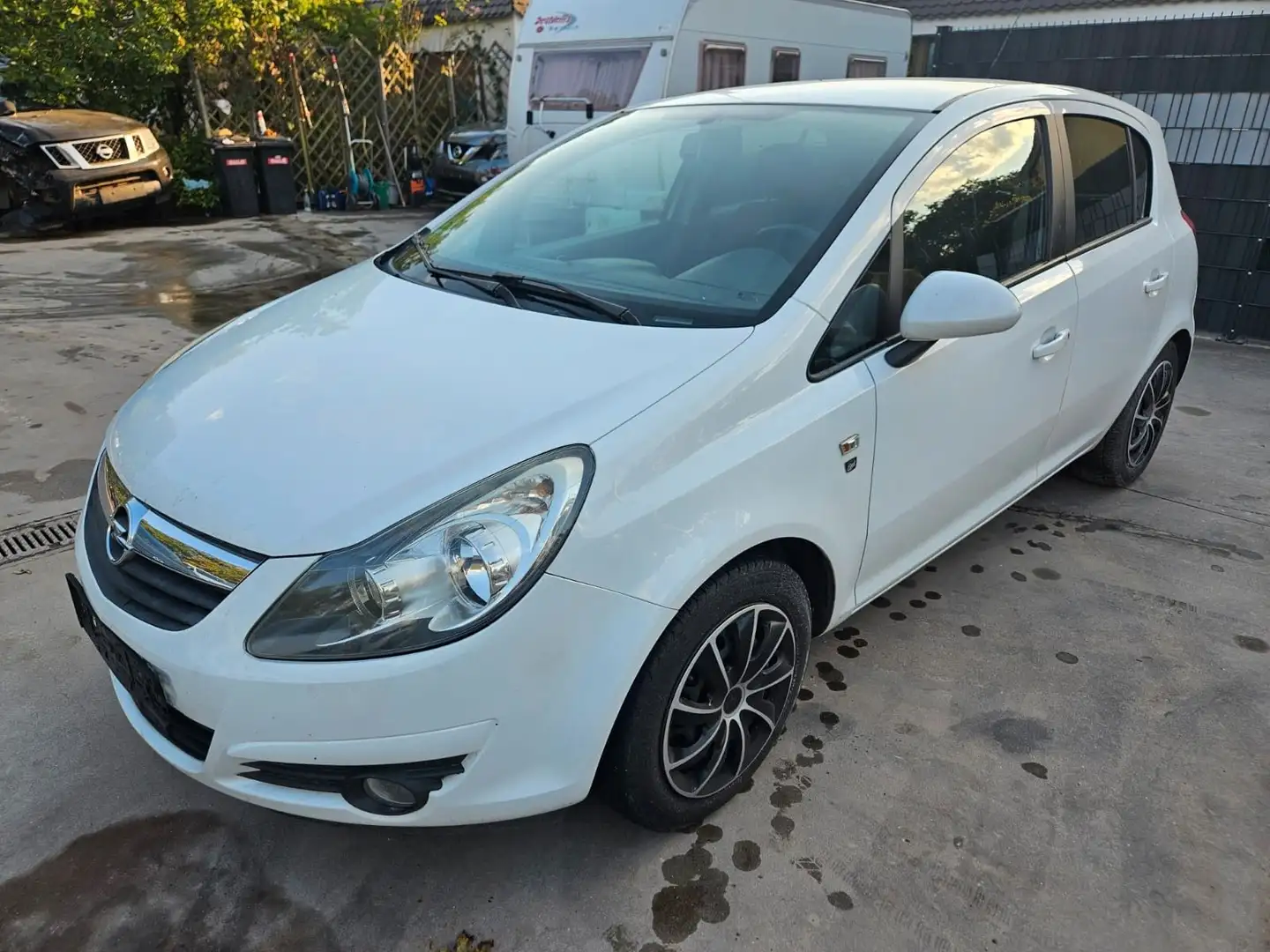 Opel Corsa D Edition "111 Jahre" Weiß - 2
