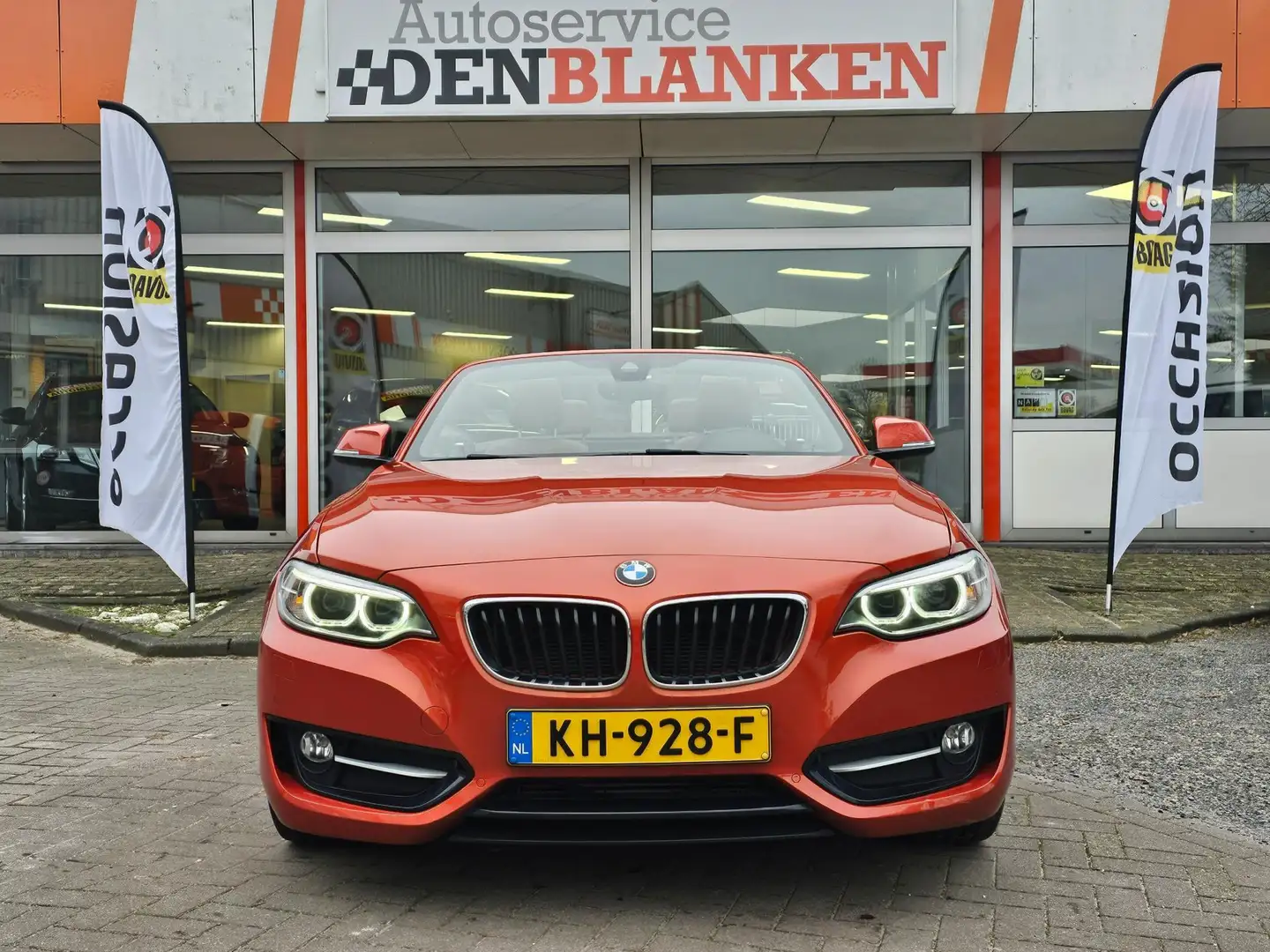 BMW 220 2-serie Cabrio 220i Sport Automaat BJ.2016 / Groot Oranžová - 2