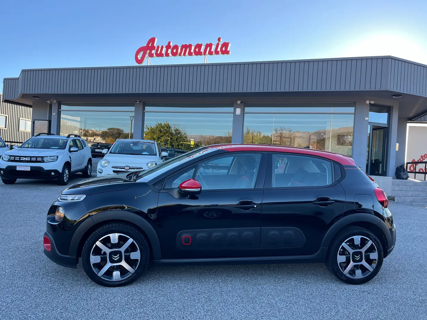 Citroen C3 C3  1.2 puretech Shine s Nero - 1