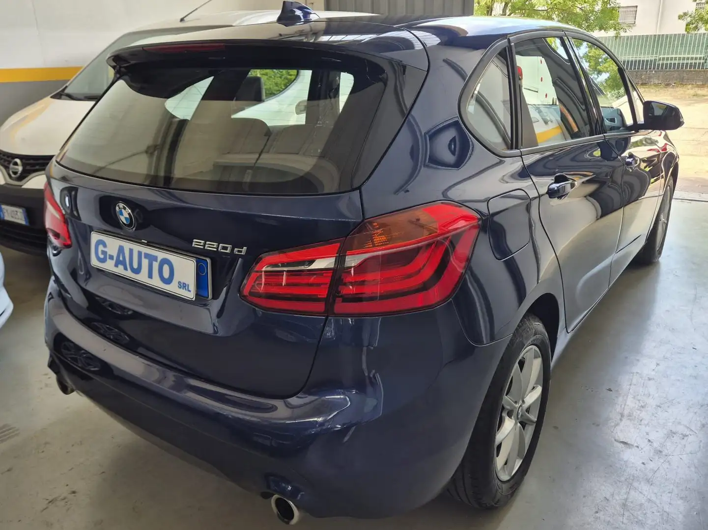 BMW 220 Serie 2 F45 2018 Active Tourer 220d Blu/Azzurro - 2