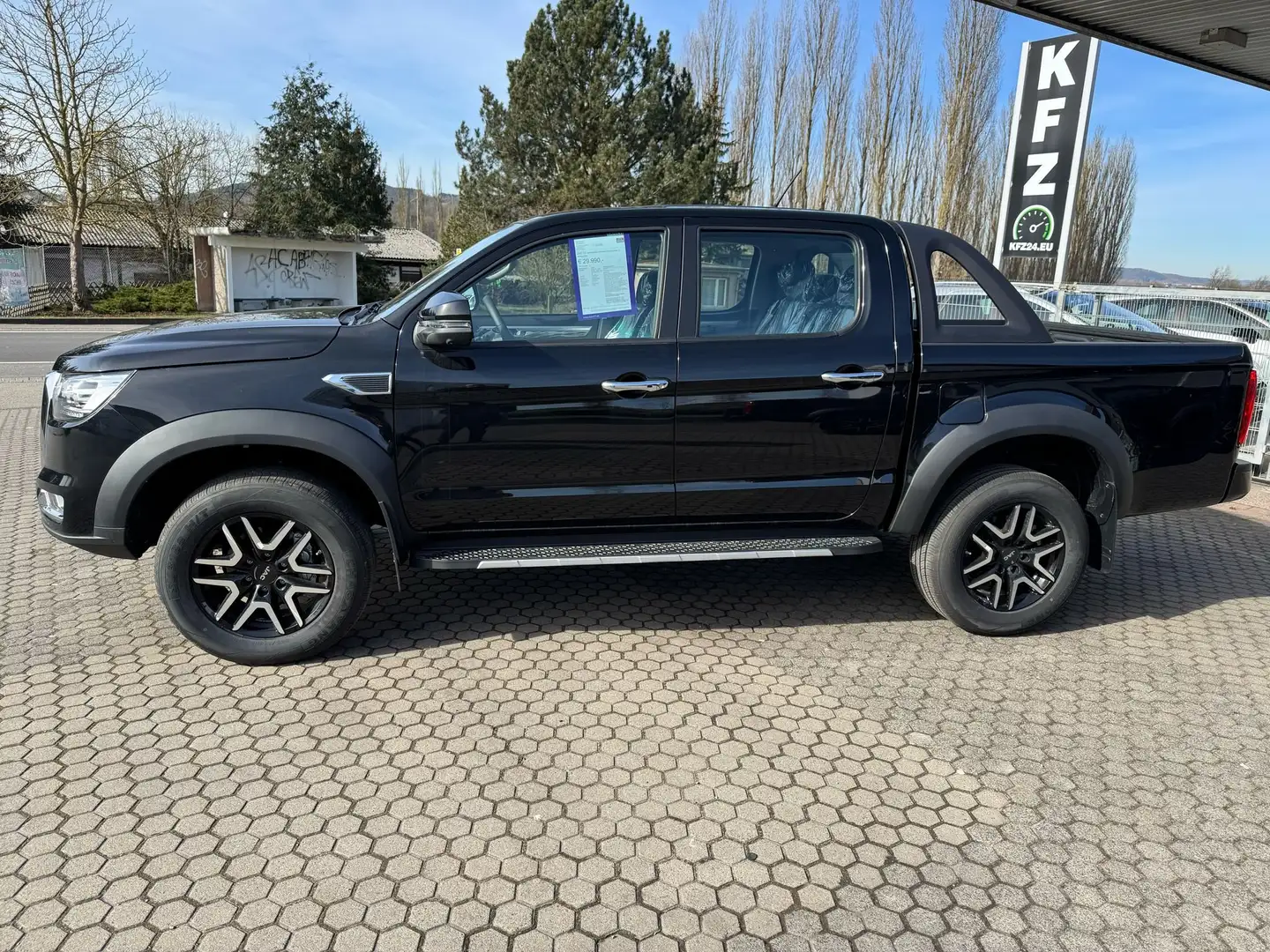 JAC T8 4x4 KAMERA UNTERSETZUNG KLIMA 3t Anhängelast Negro - 2