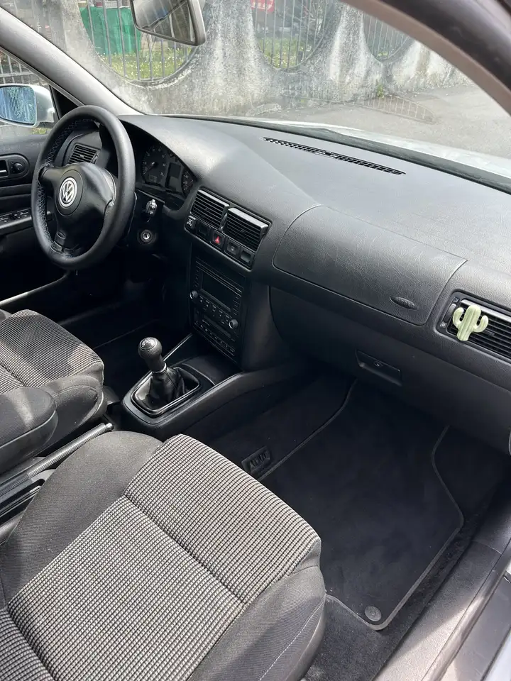 Volkswagen Golf 1.6 Benzina/GPL (neopatentati), foto 4