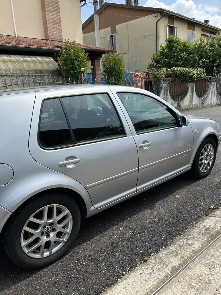 Volkswagen Golf 1.6 Benzina/GPL (neopatentati), foto 10