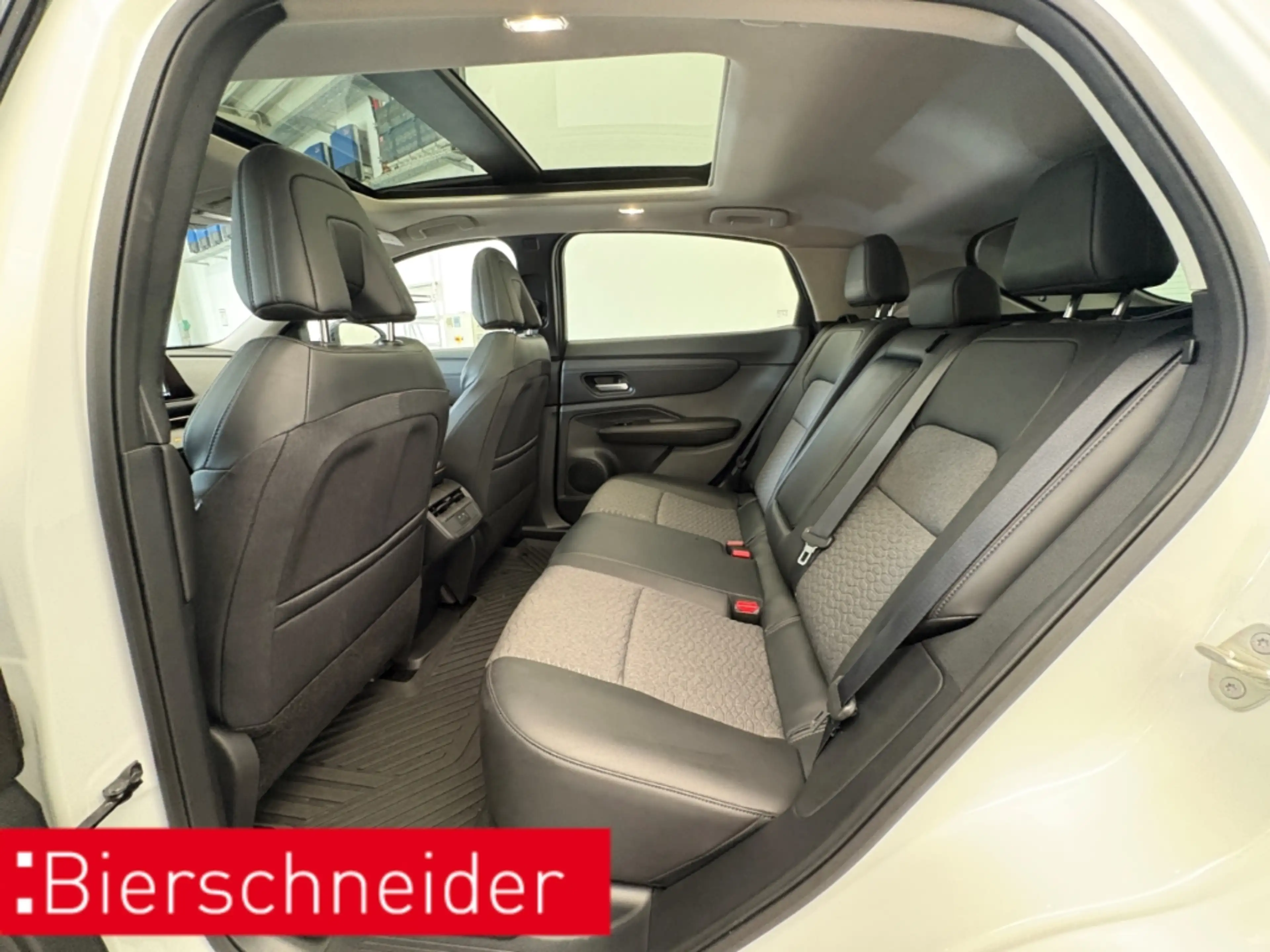 Nissan Ariya Basis 19 LED PANO AREA VIEW NAVI PDC ACC — photo 9
