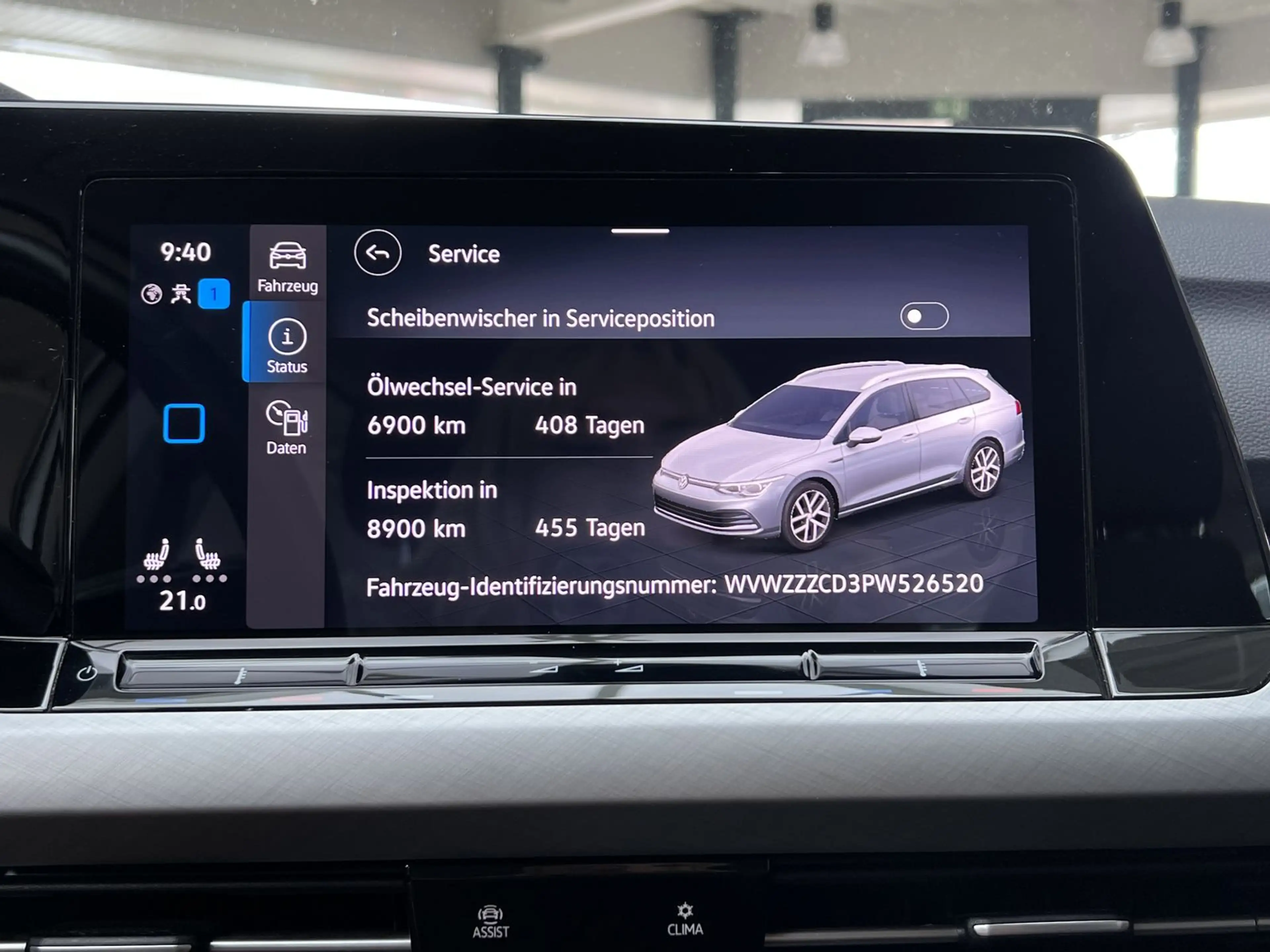 Volkswagen Golf 2.0TDI DSG Life Navi CarPlay AHK DAB+ PDC — photo 12