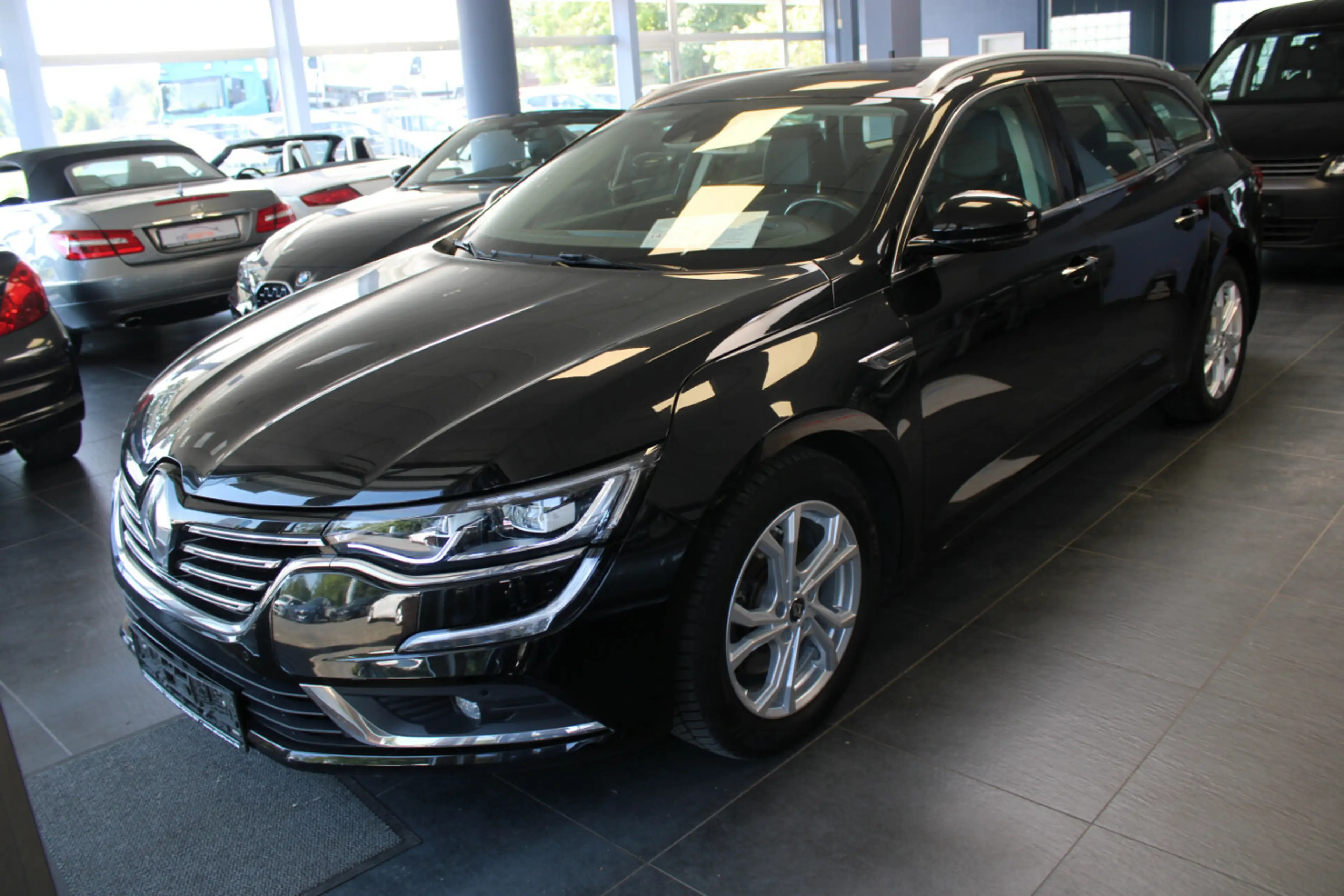 Renault Talisman Grandtour Blue dCi 200 EDC — photo 3