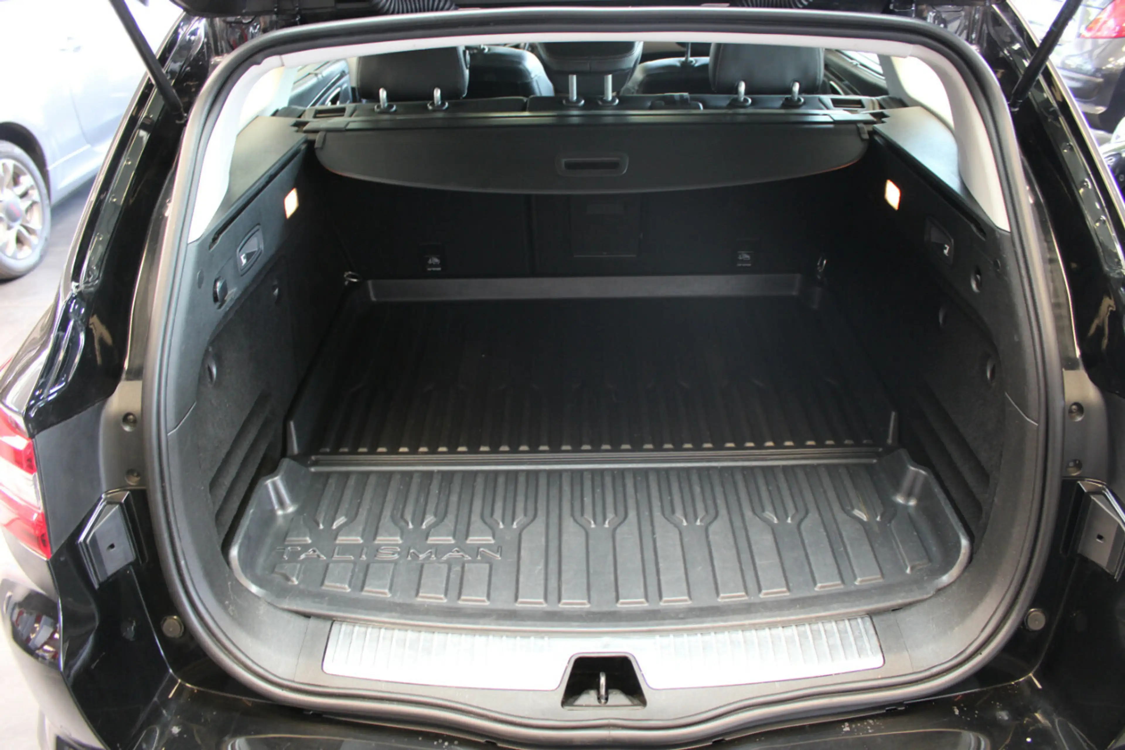 Renault Talisman Grandtour Blue dCi 200 EDC — photo 6